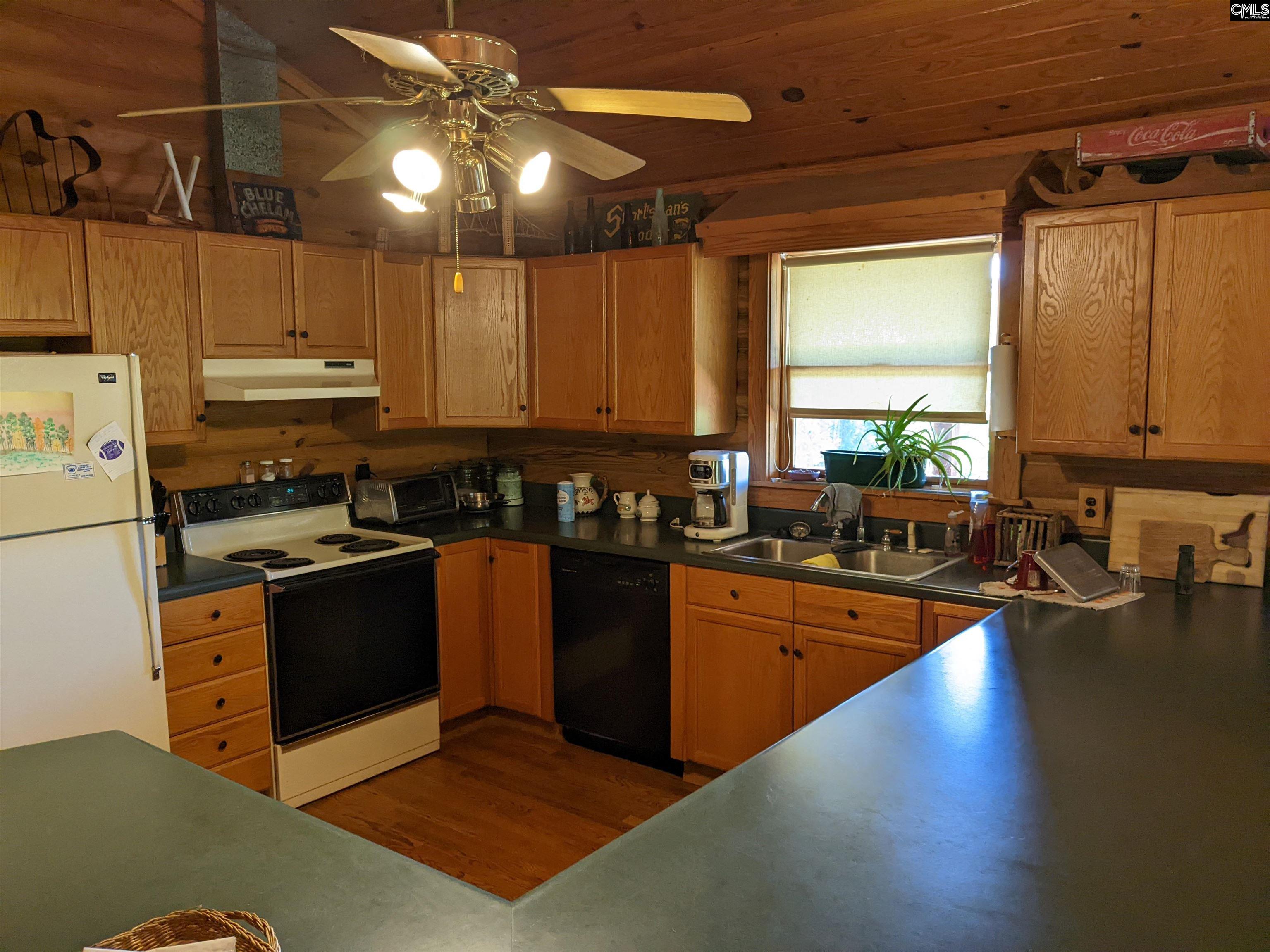 main property photo 79