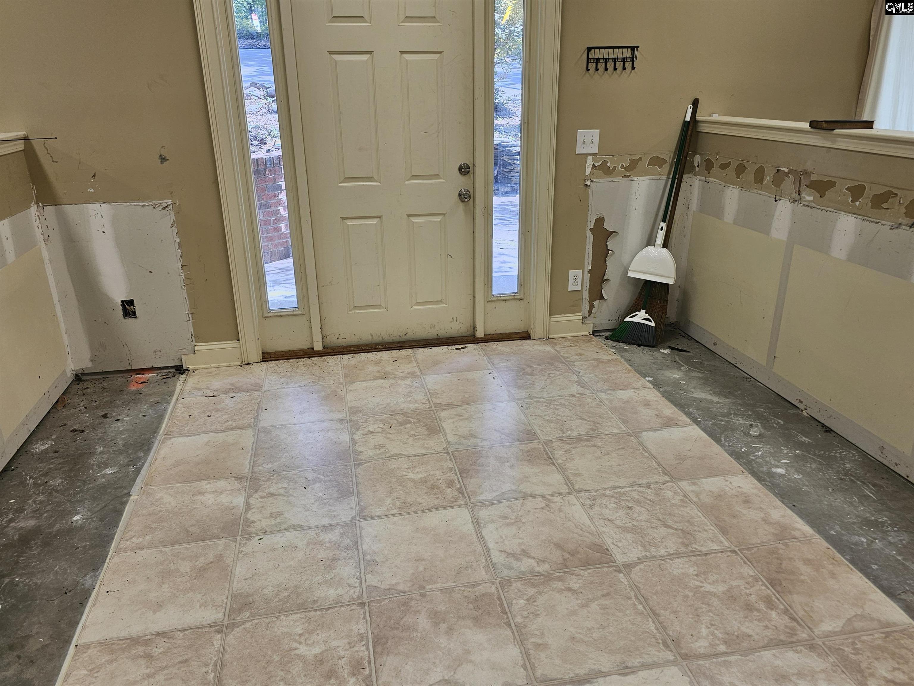 main property photo 50