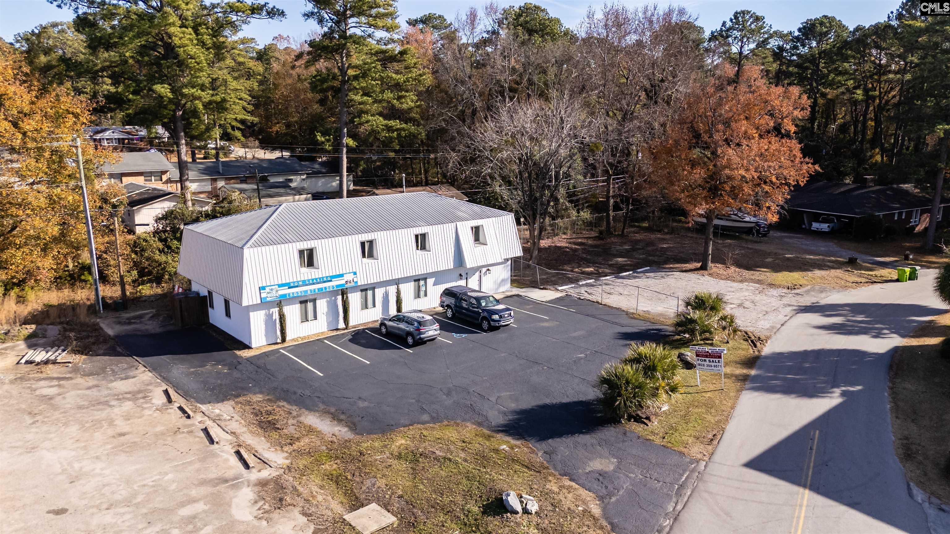 main property photo 14