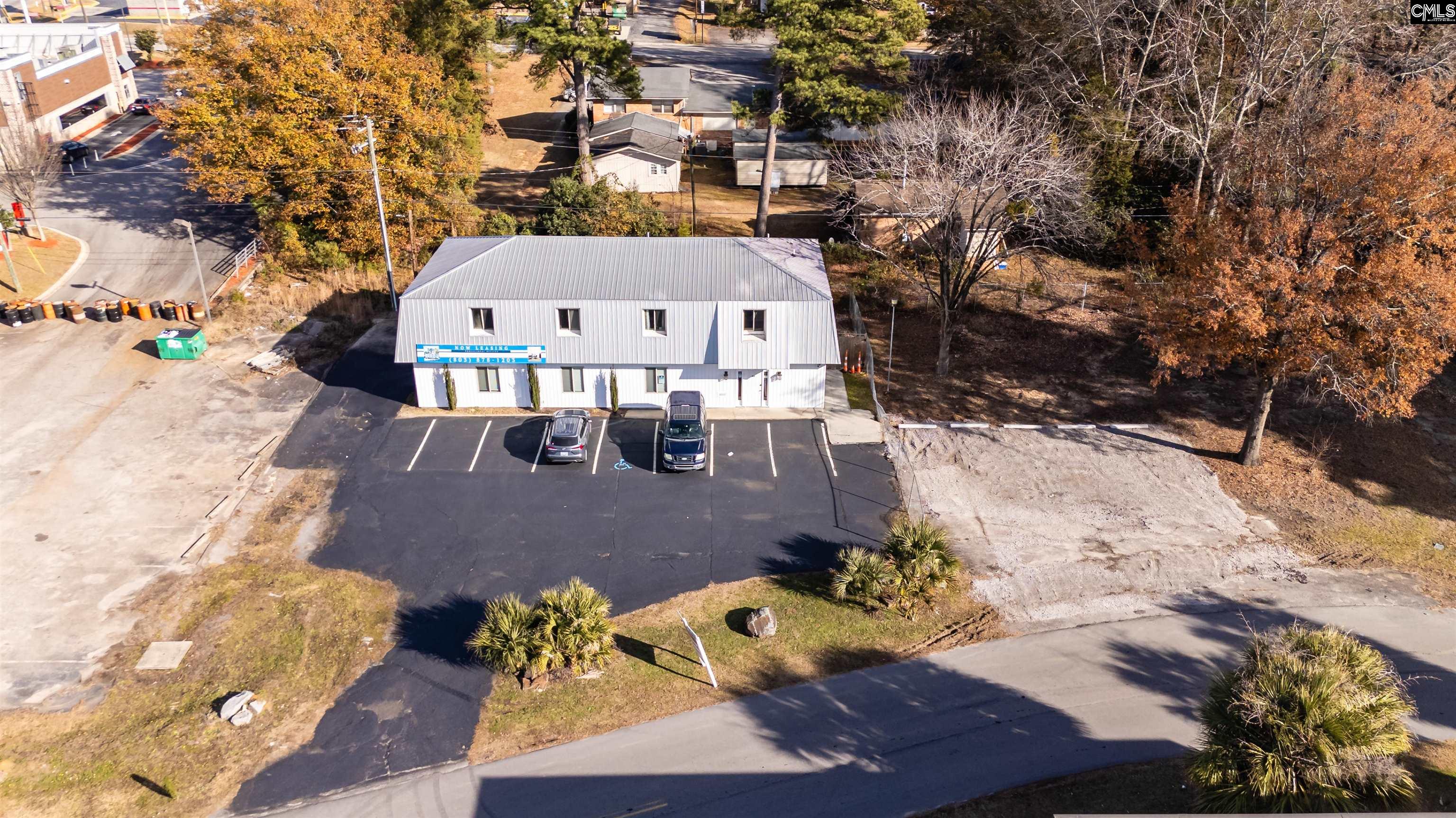 main property photo 39