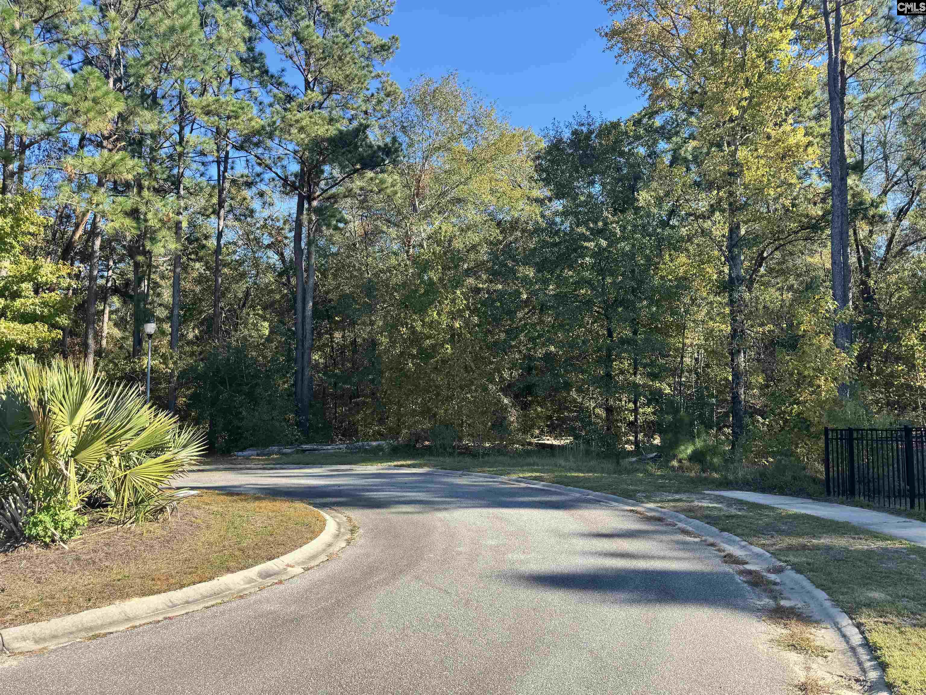 main property photo 9