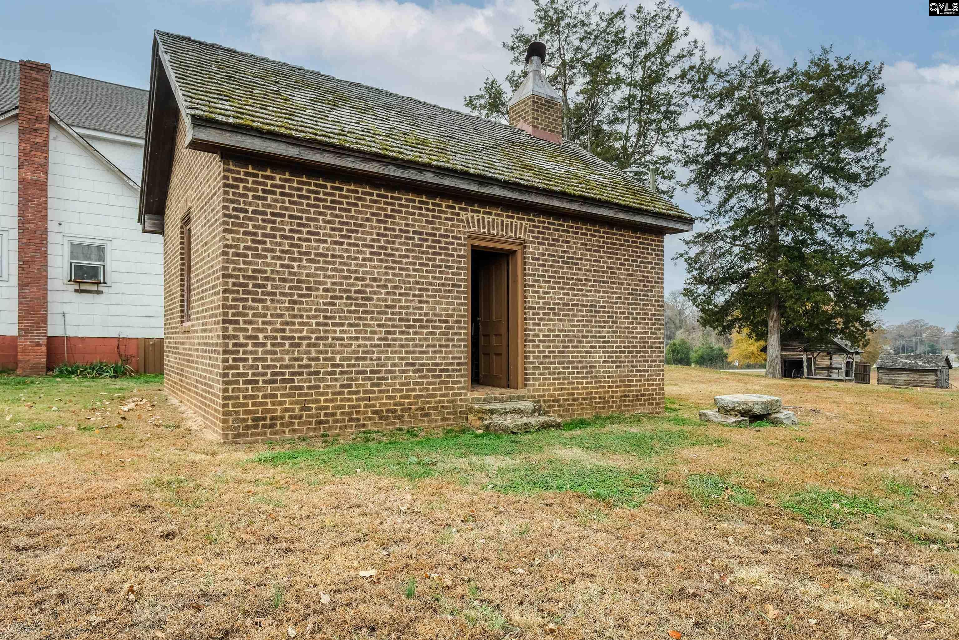 main property photo 21