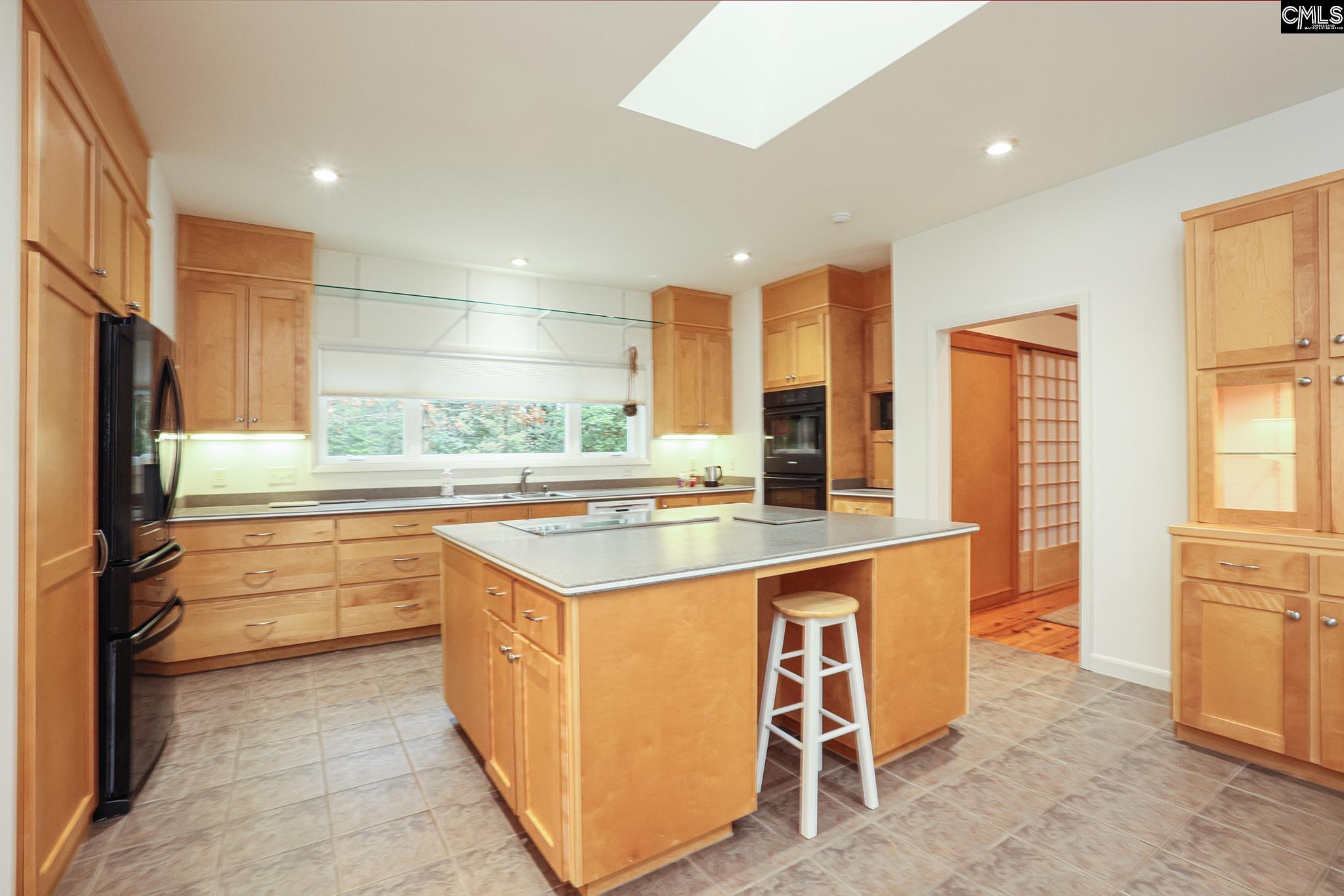 main property photo 45