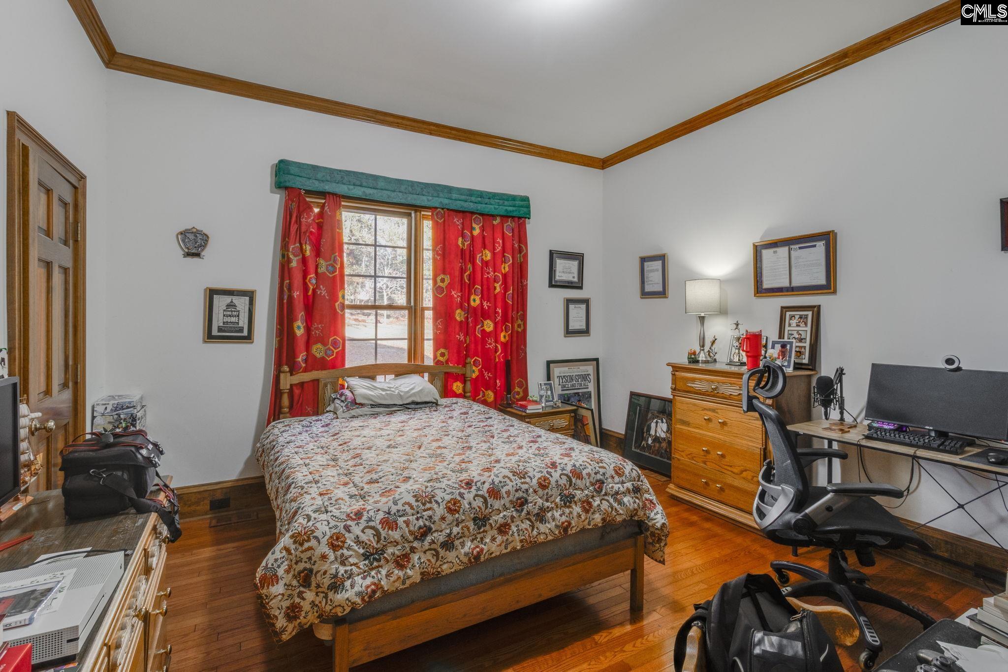 main property photo 7