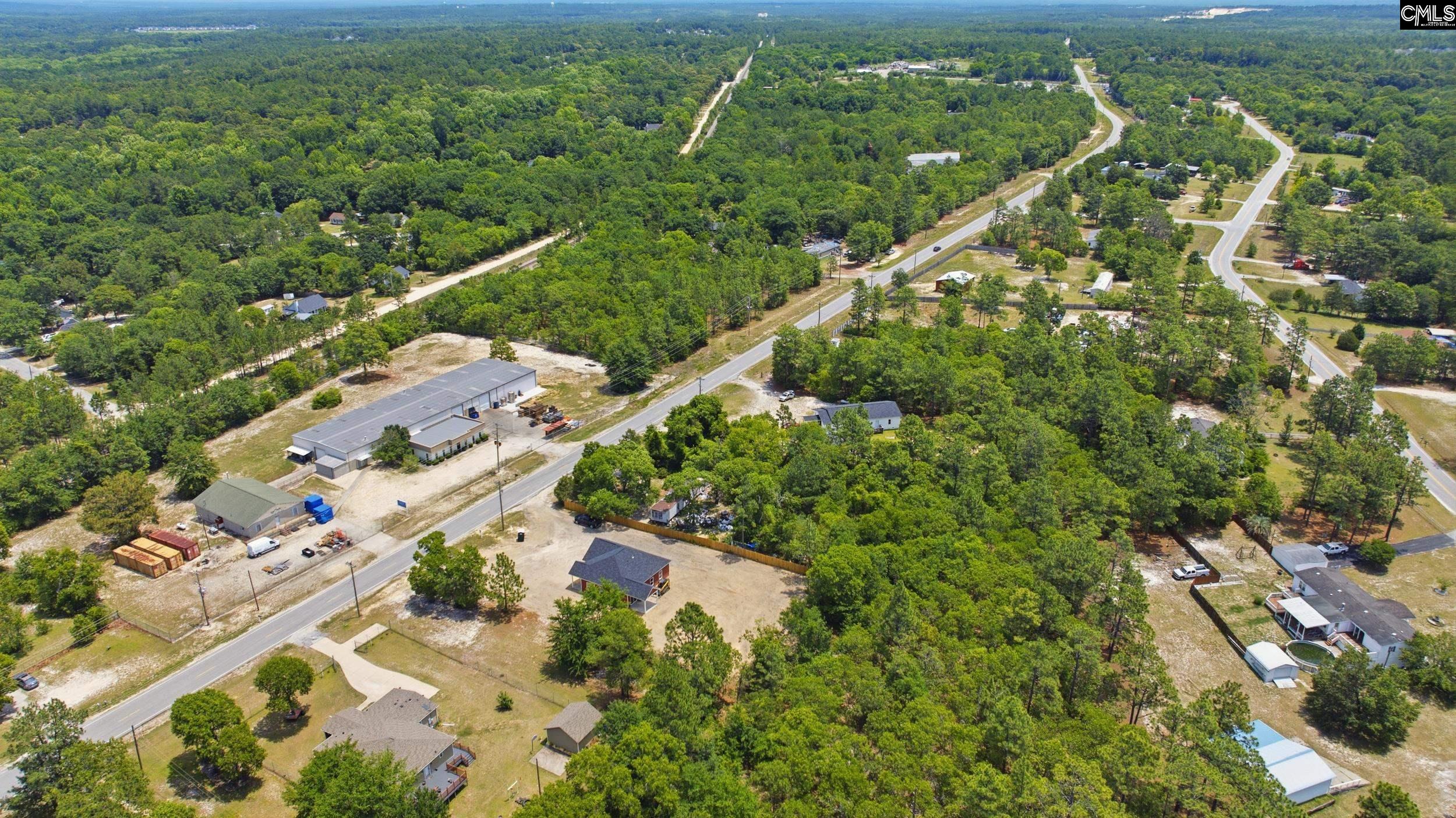 main property photo 40