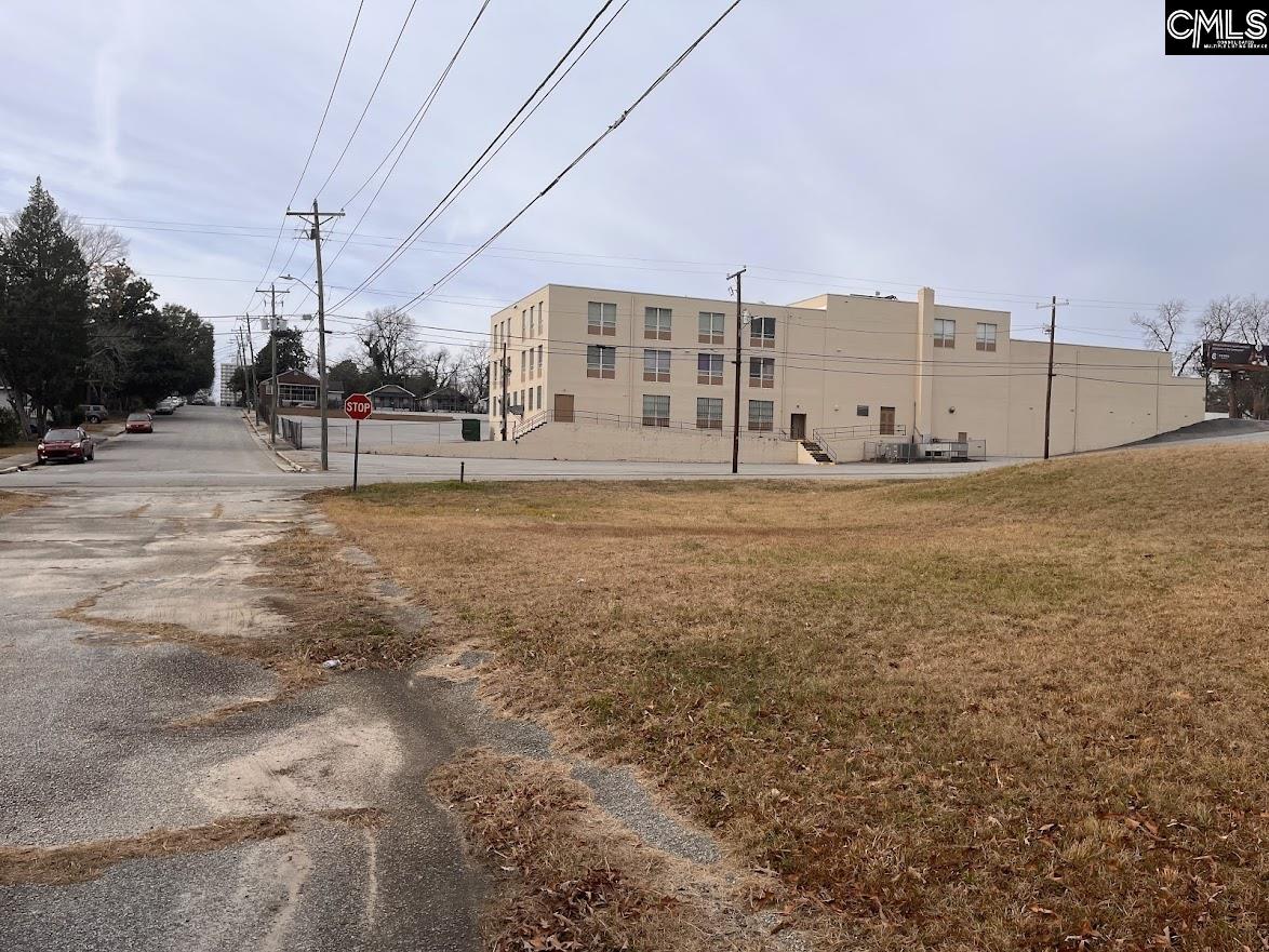 main property photo 4