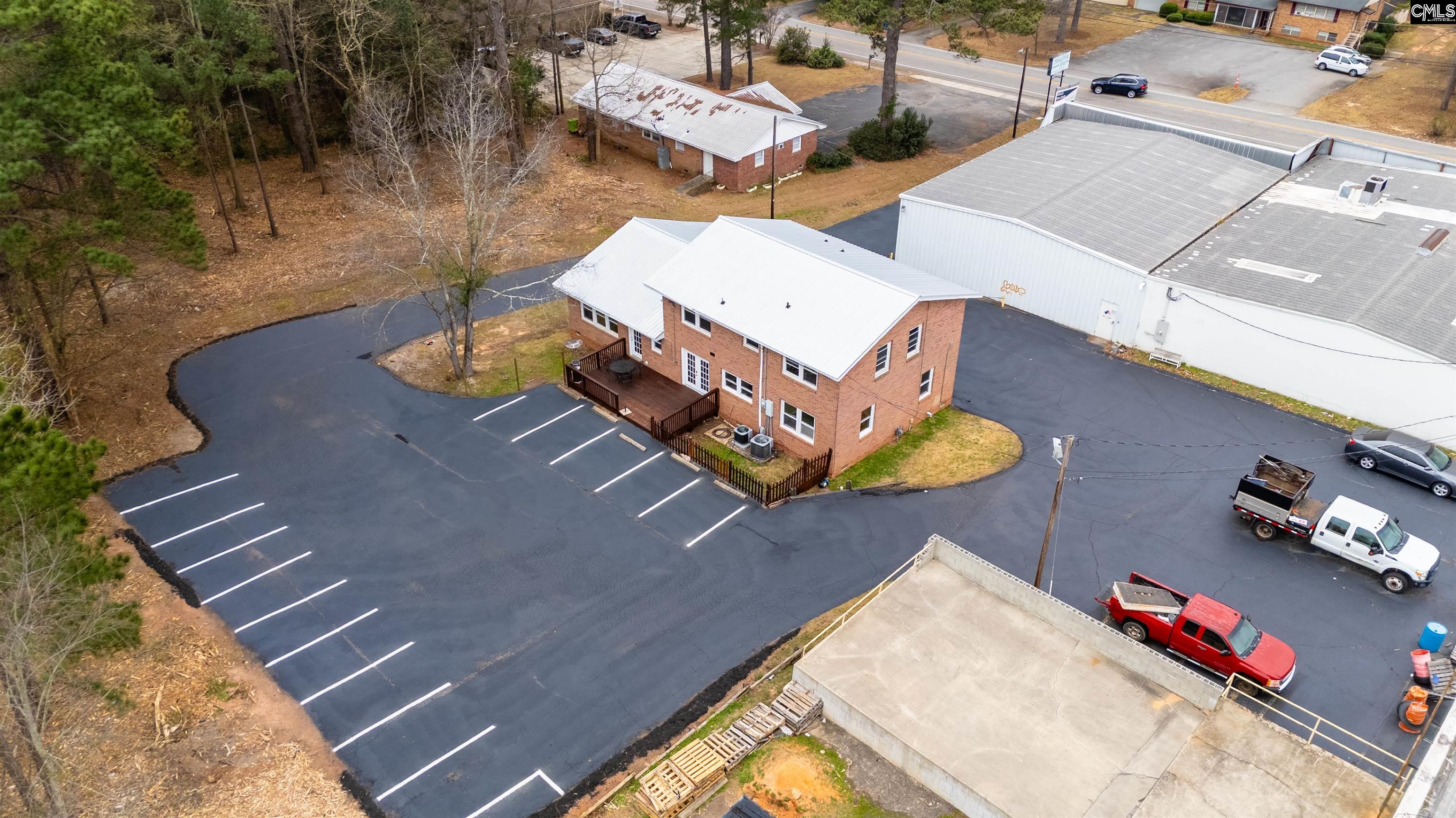 main property photo 29