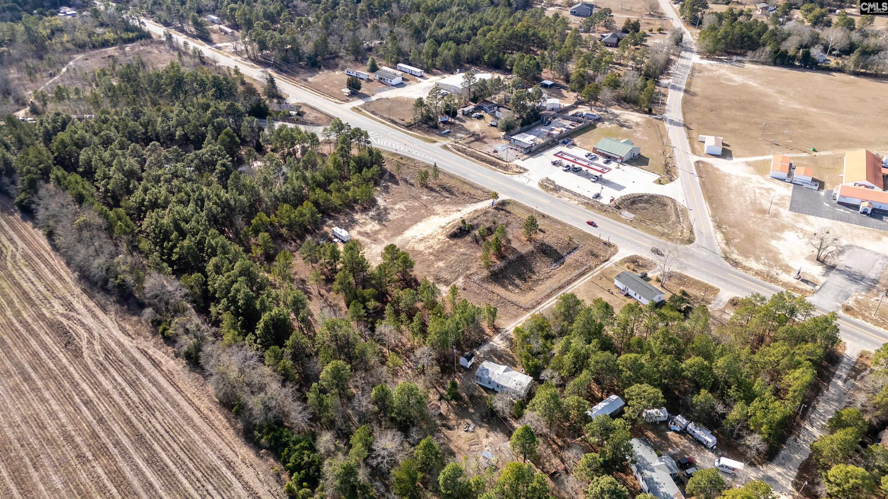 main property photo 9