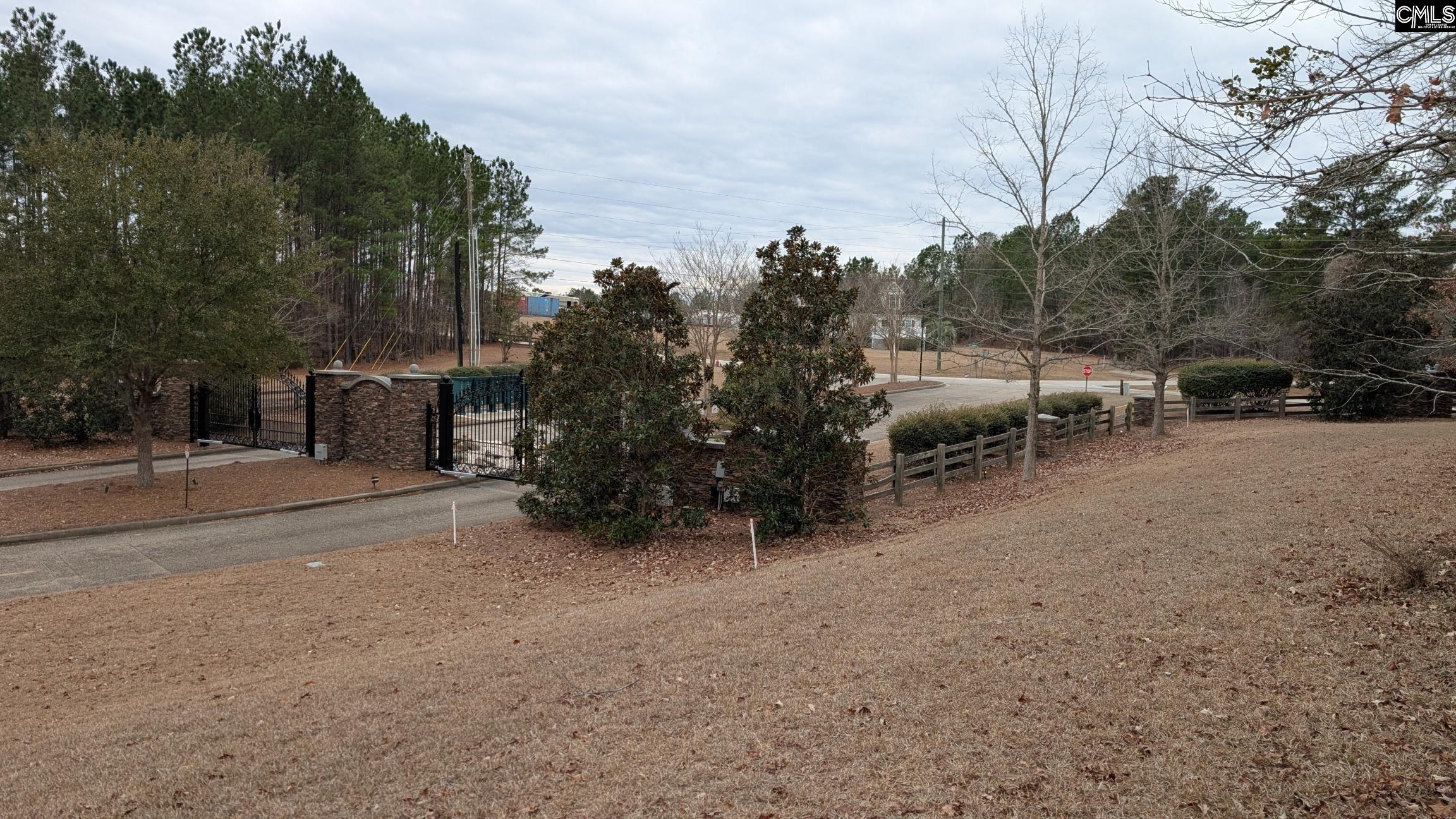 main property photo 6