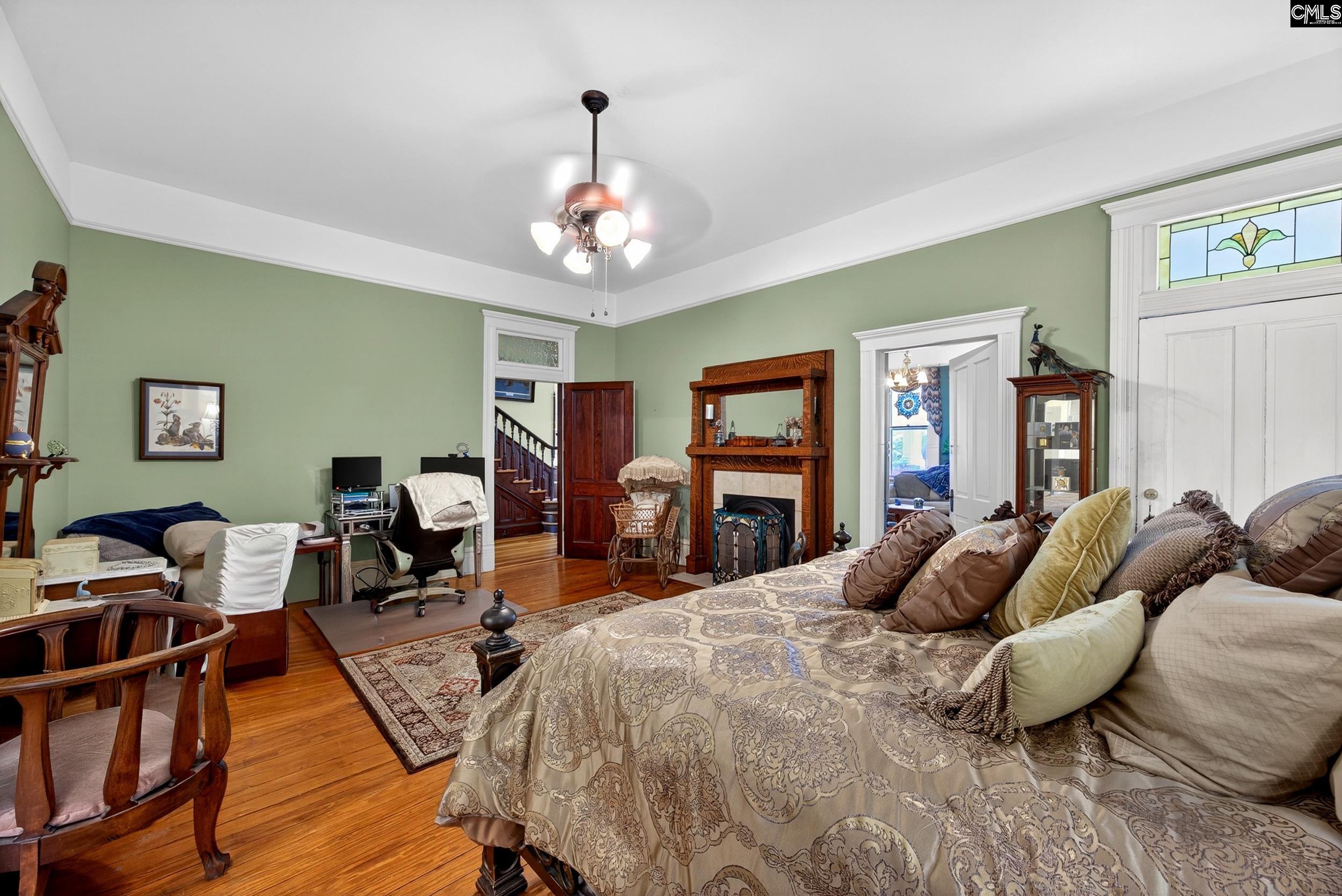 main property photo 16