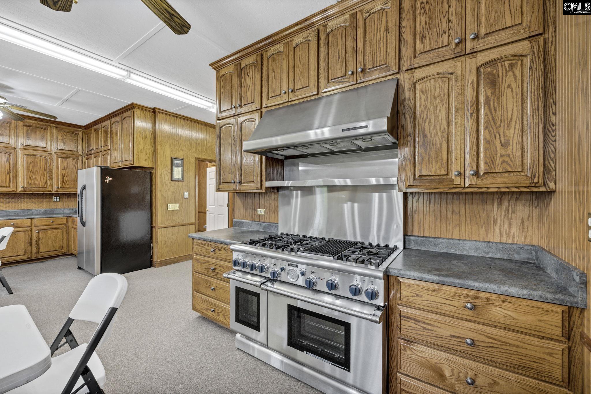 main property photo 79