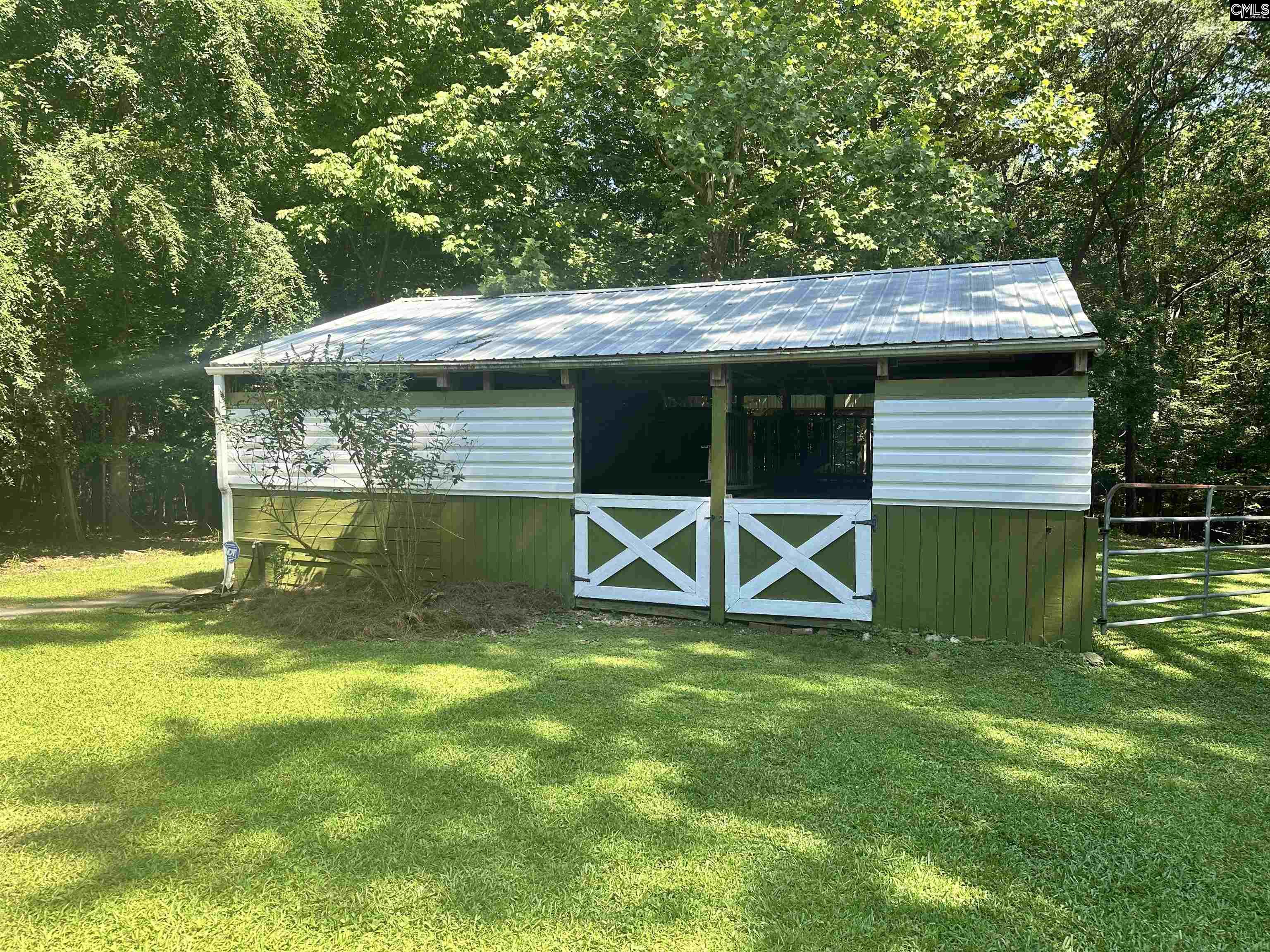 main property photo 45