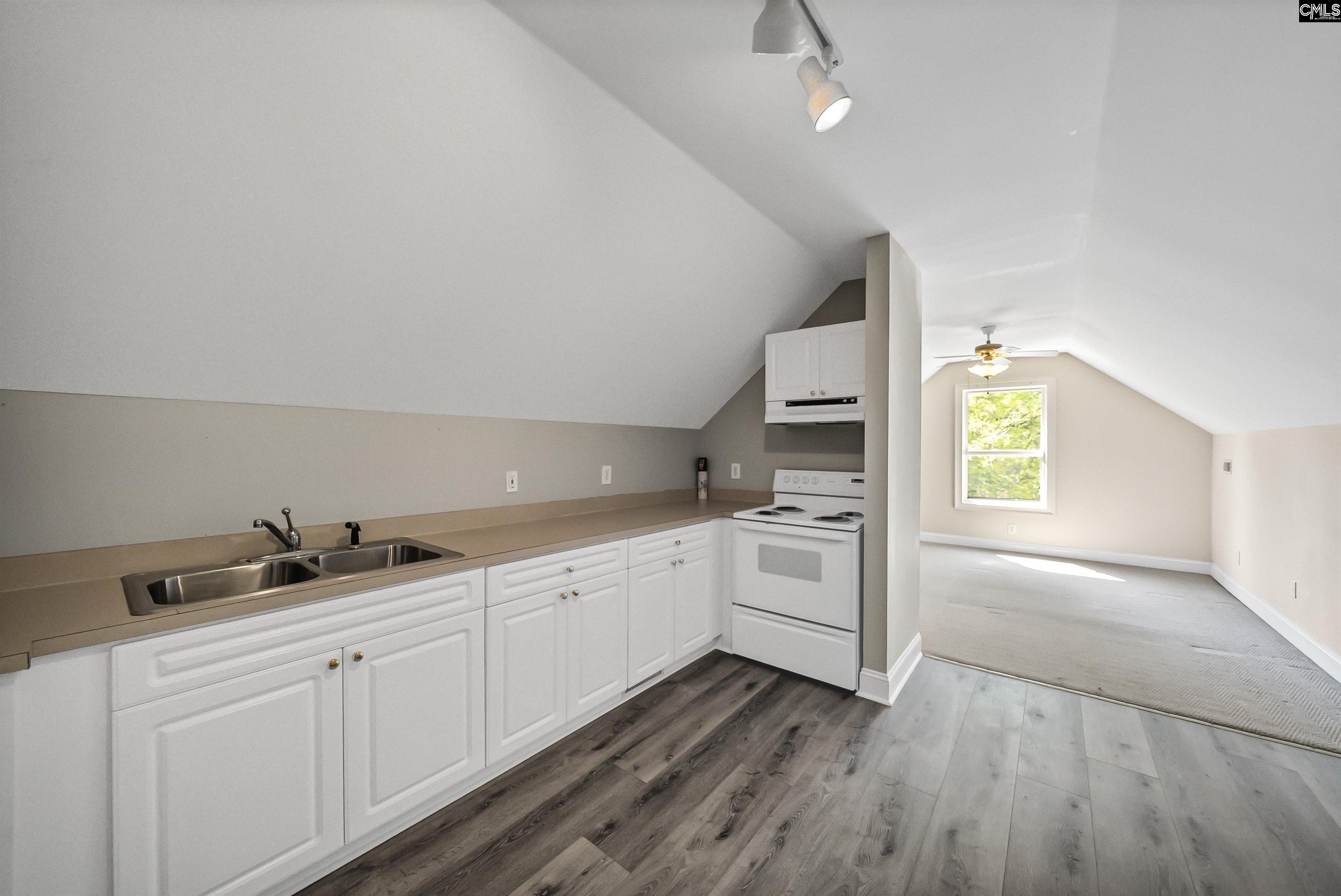main property photo 80