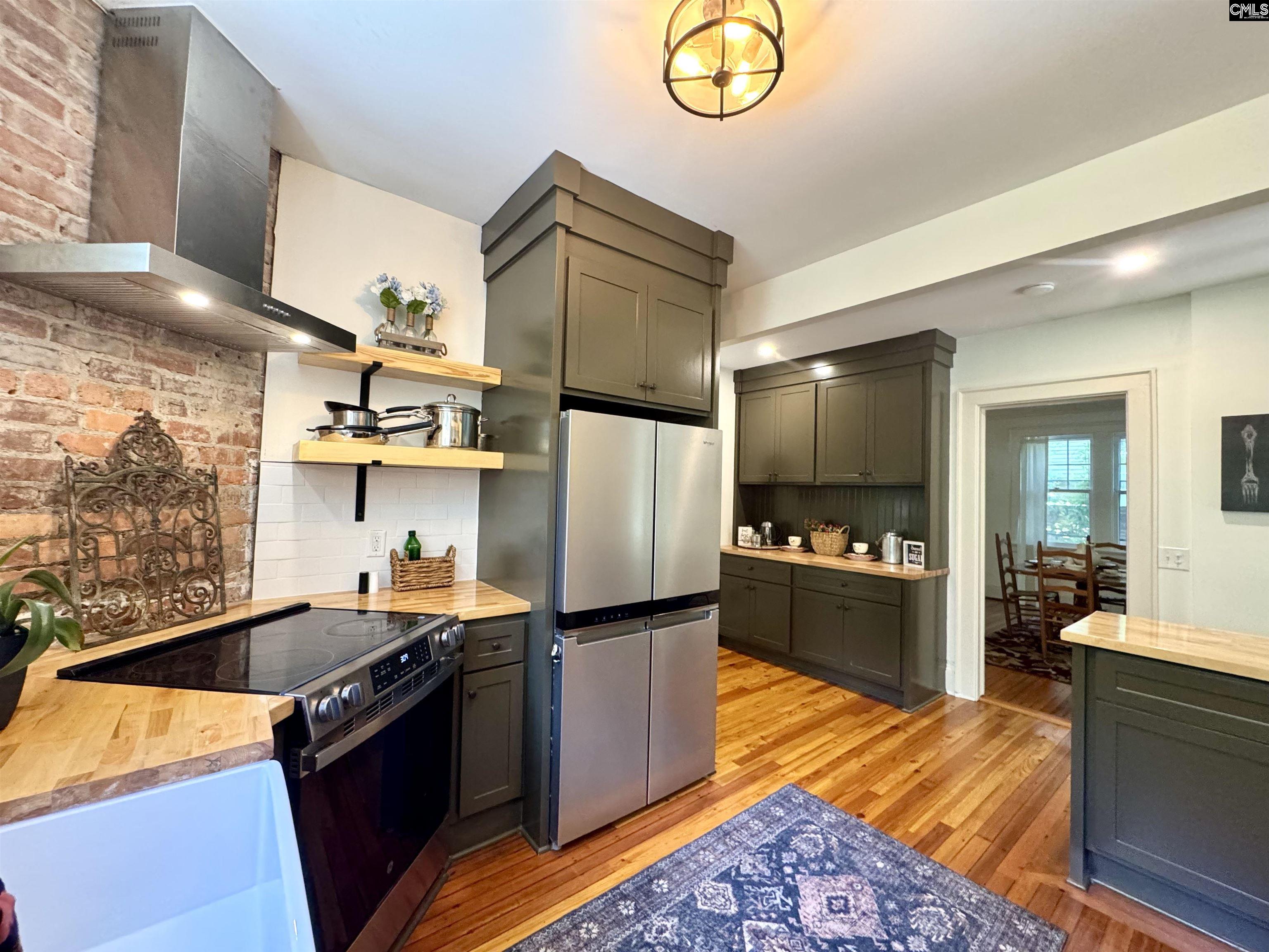 main property photo 58