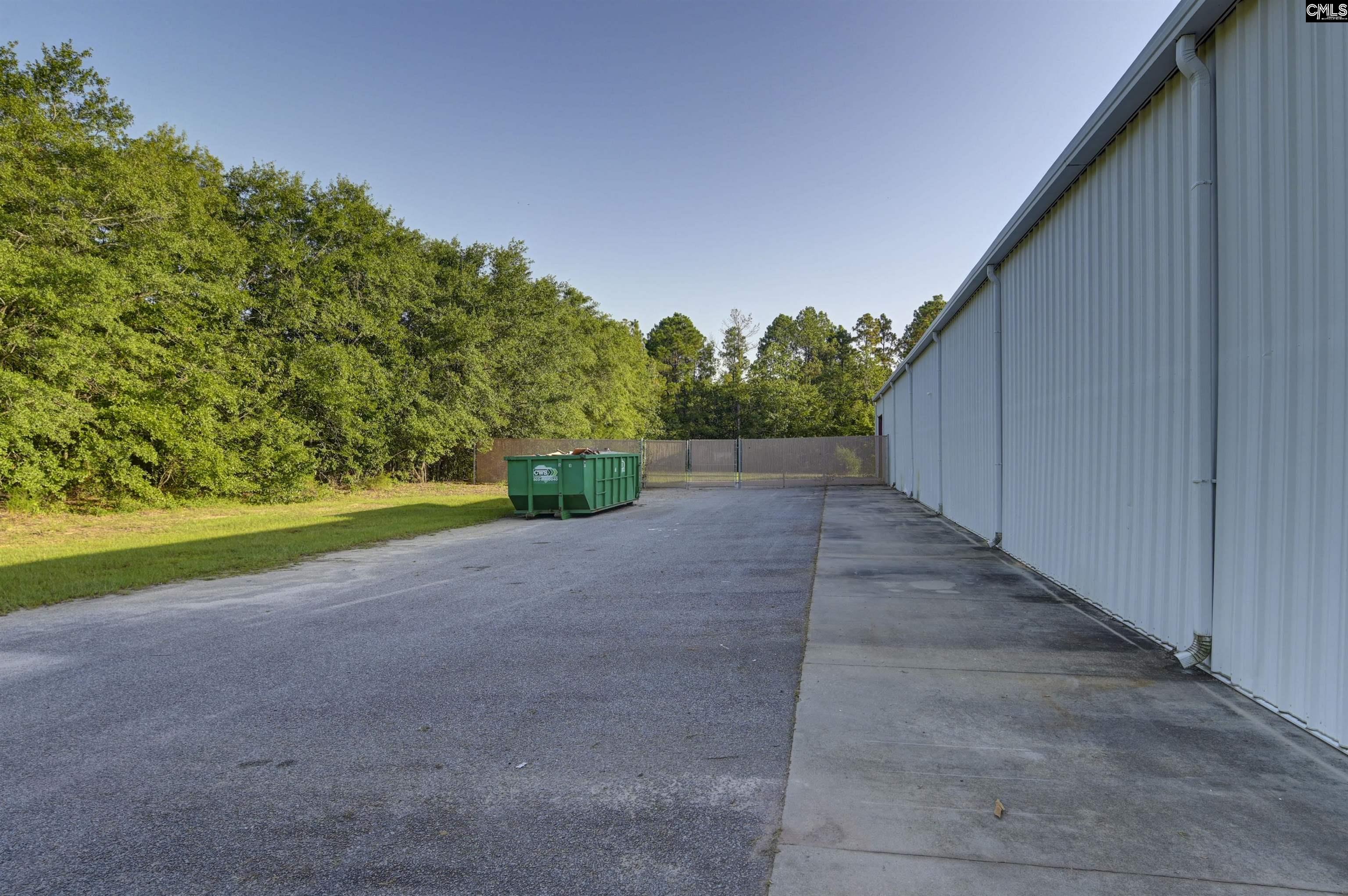 main property photo 11