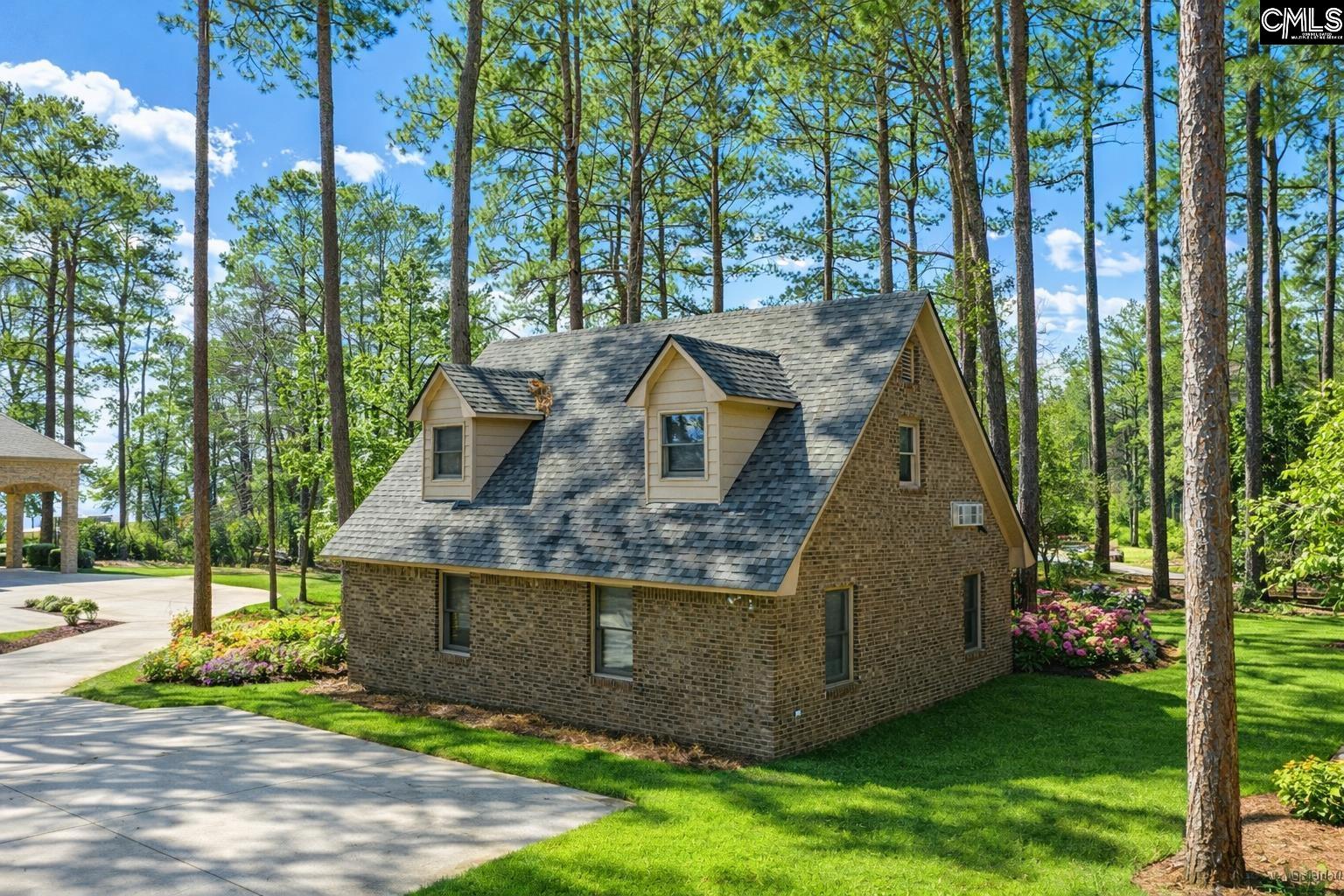 main property photo 10