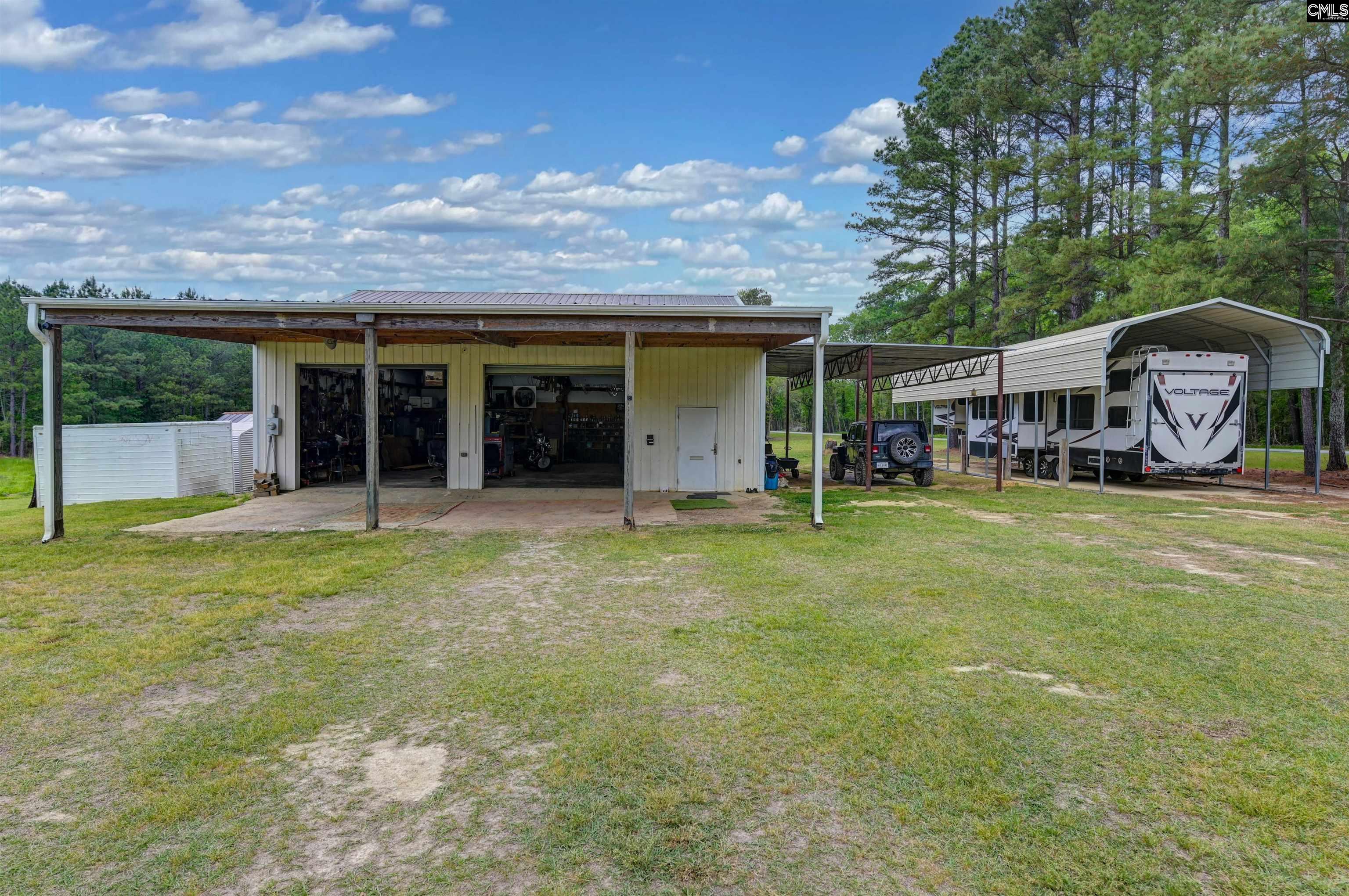 main property photo 17