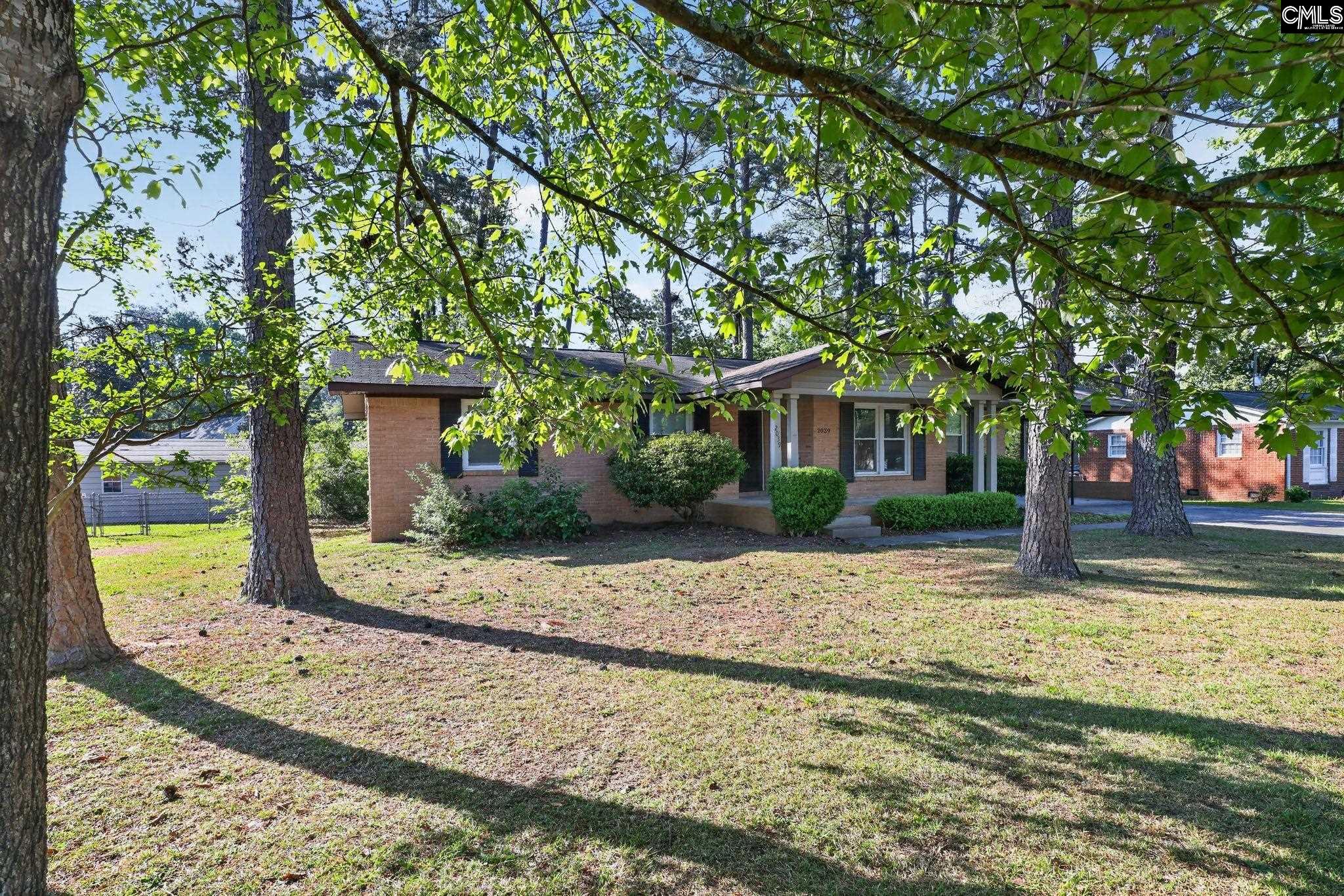 main property photo 35