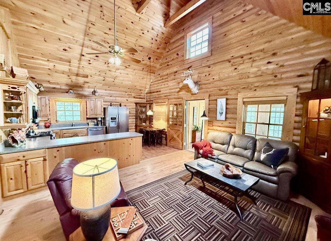 main property photo 12