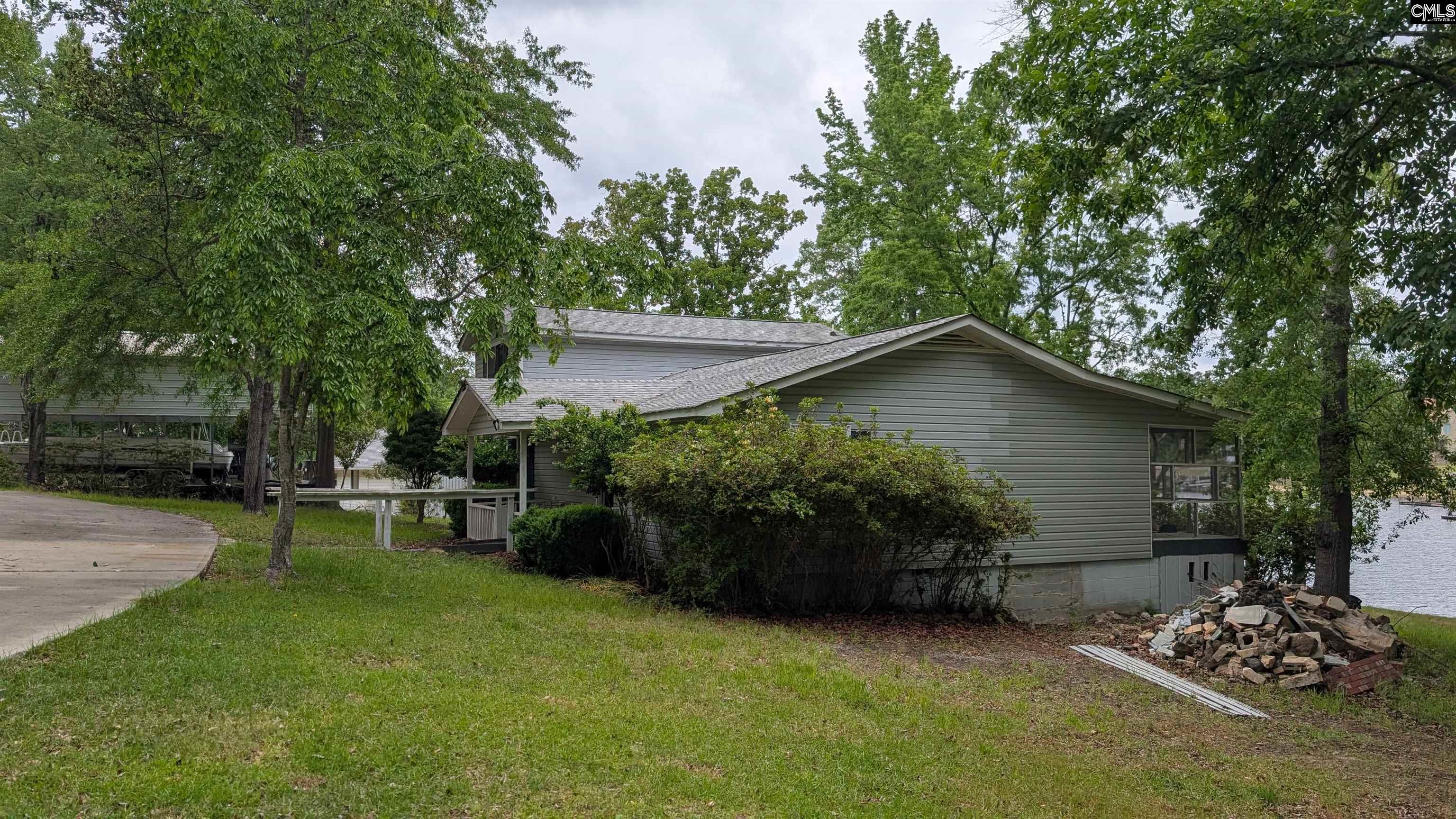 main property photo 59