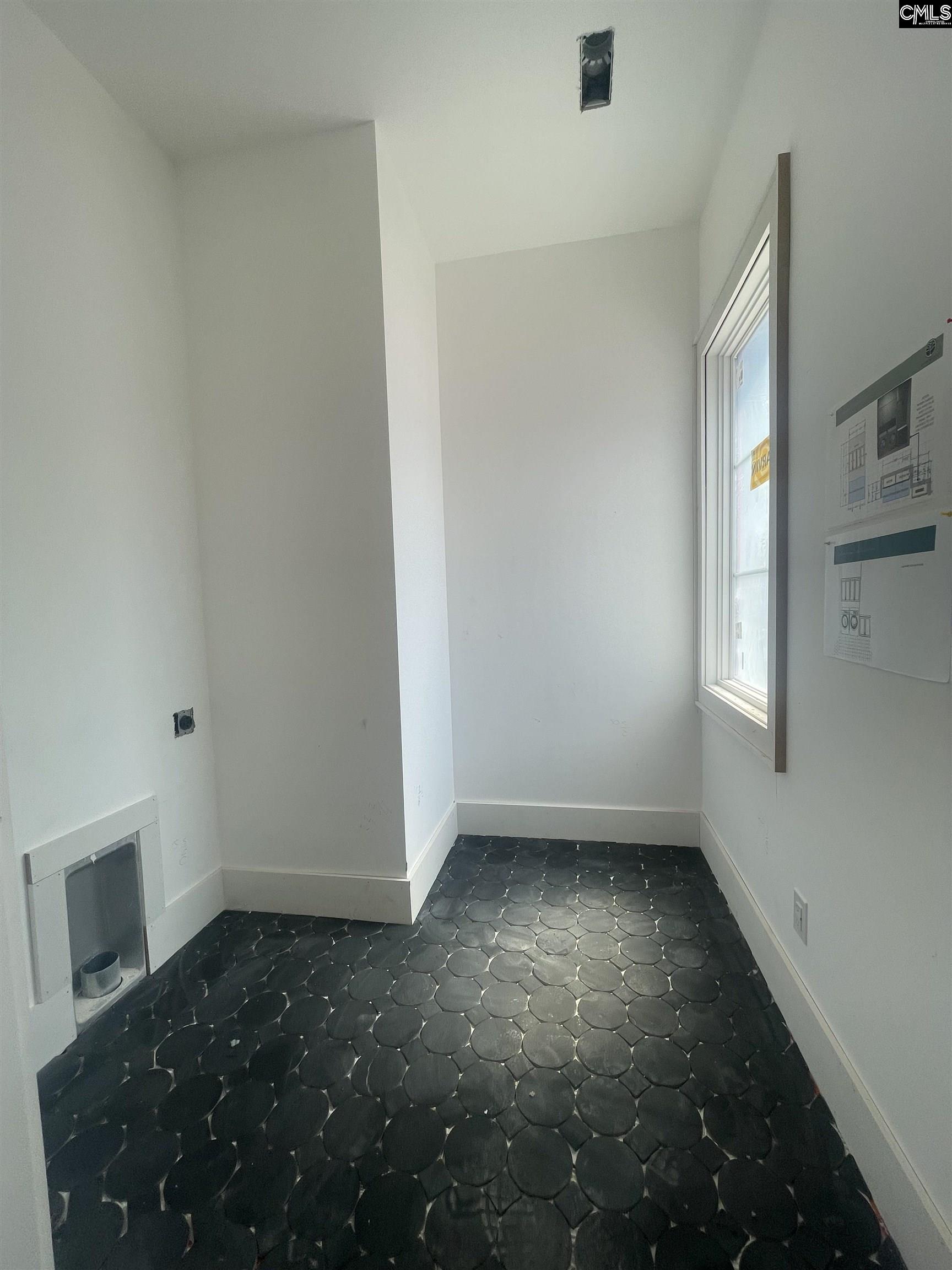 main property photo 77