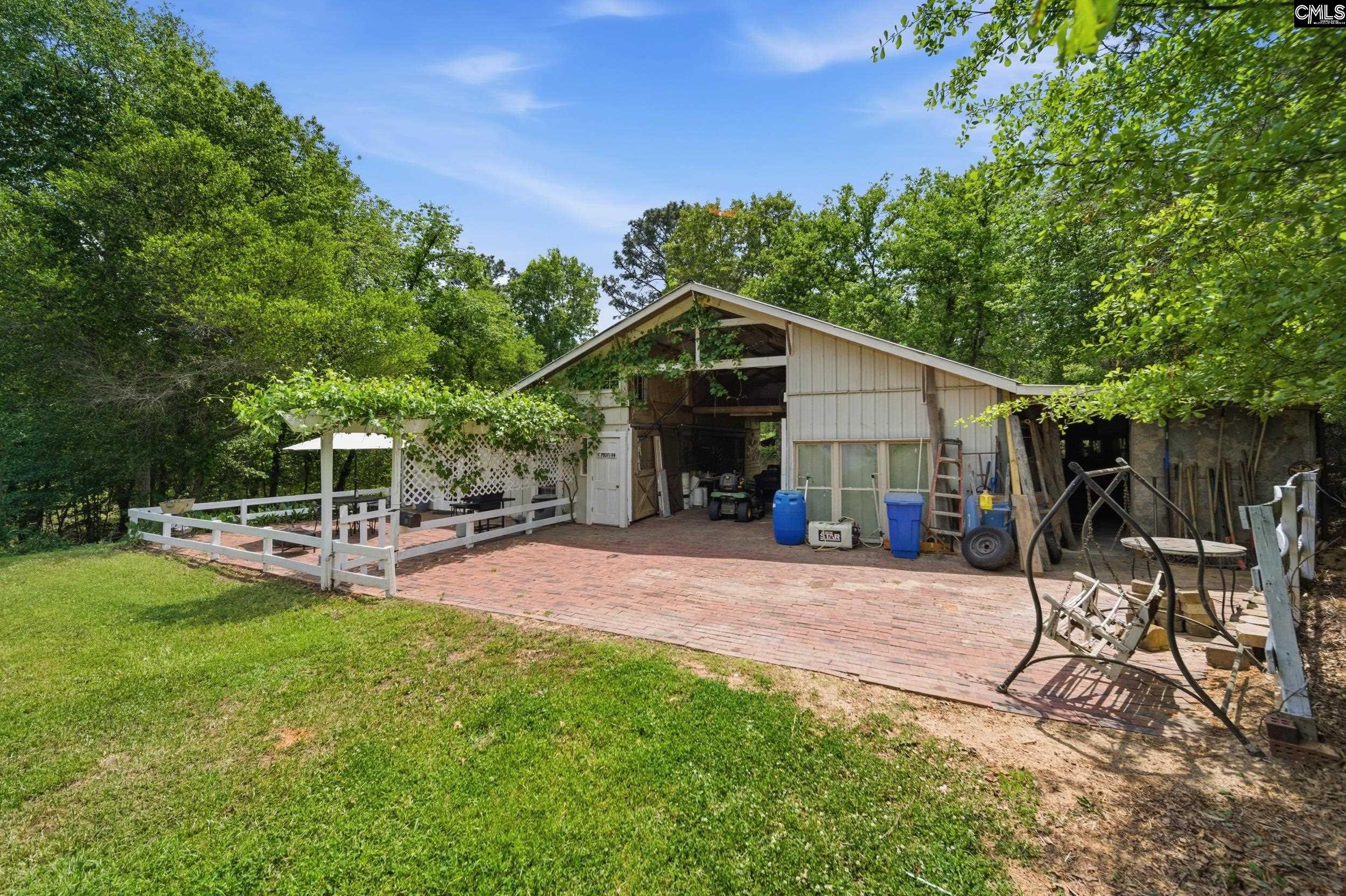 main property photo 42