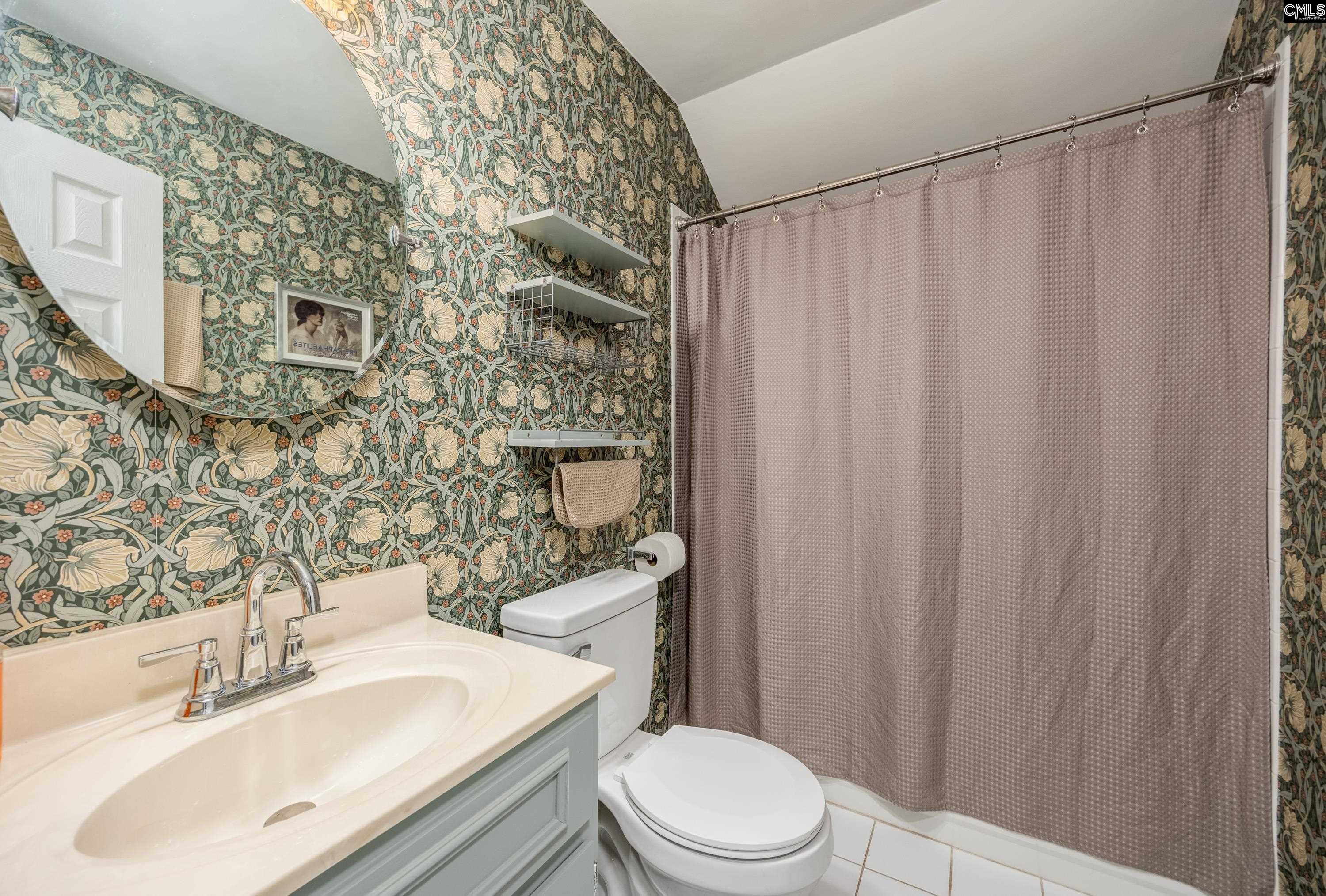 main property photo 74