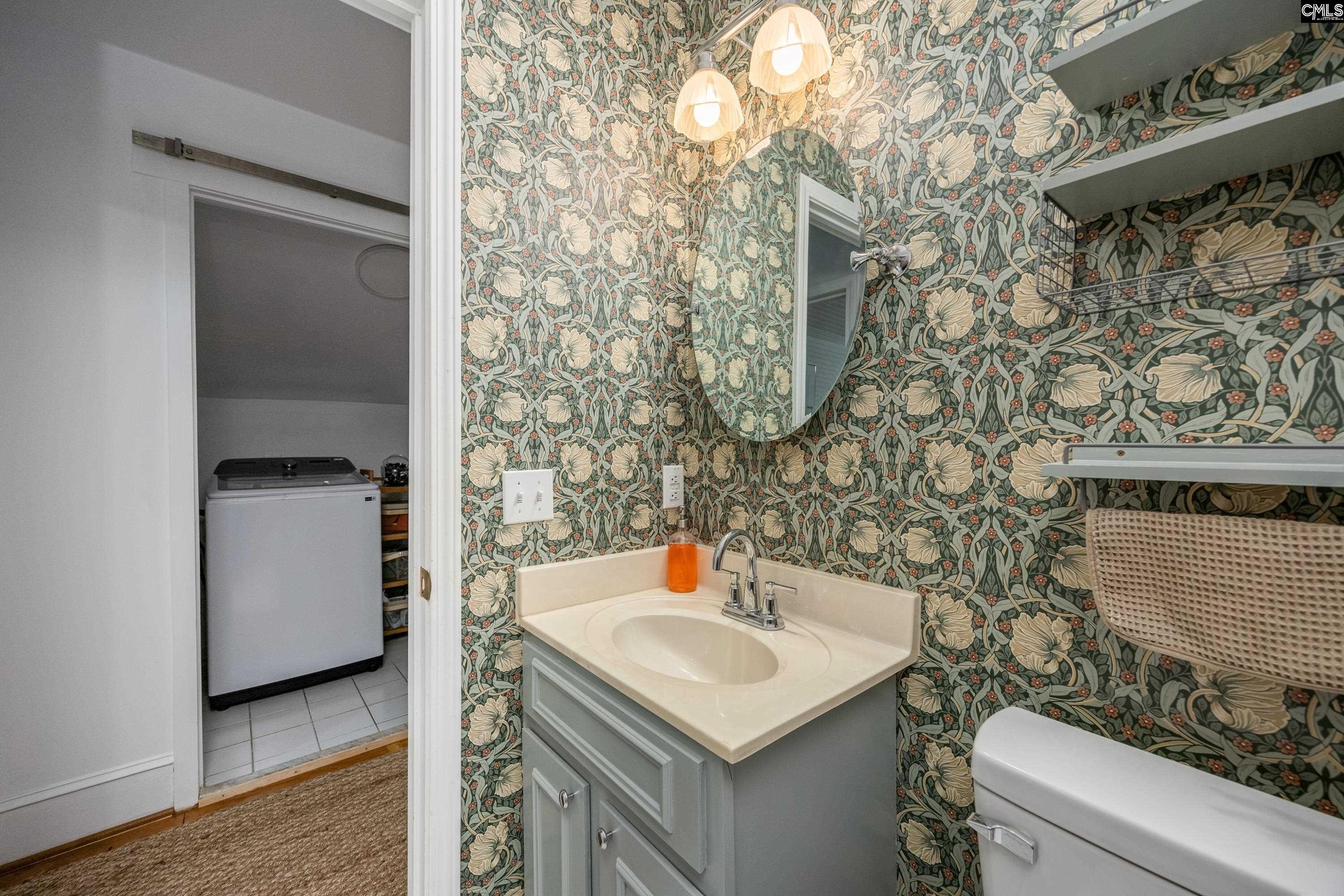 main property photo 76