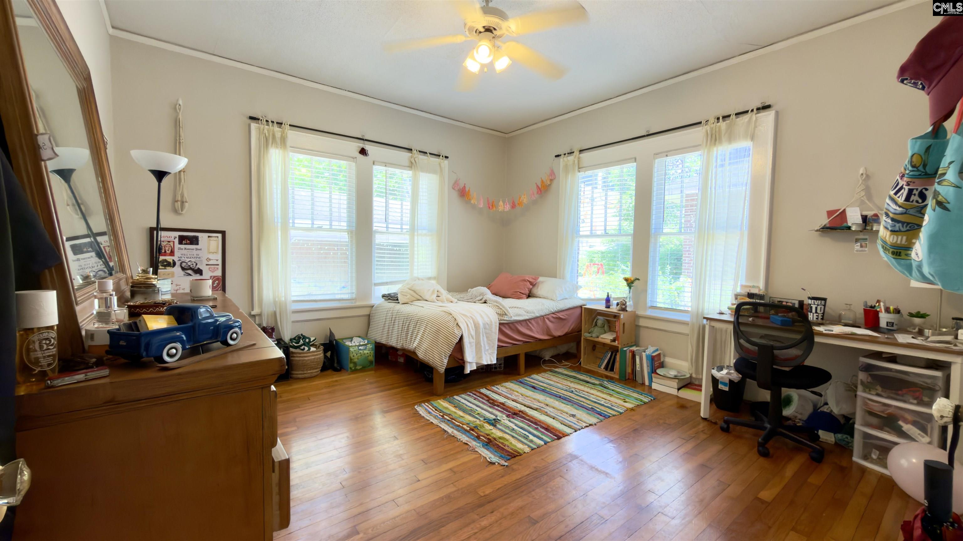 main property photo 18