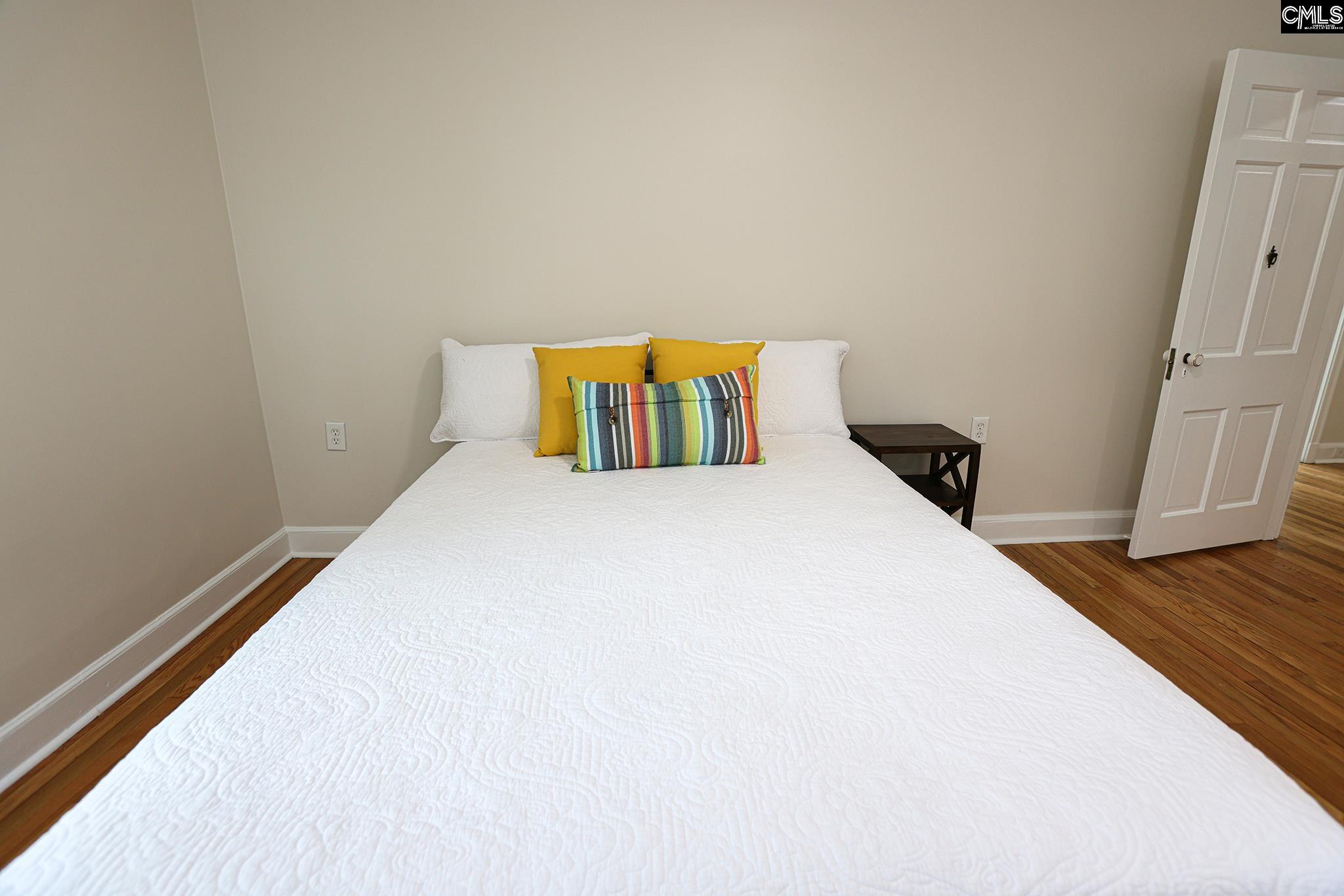 main property photo 78