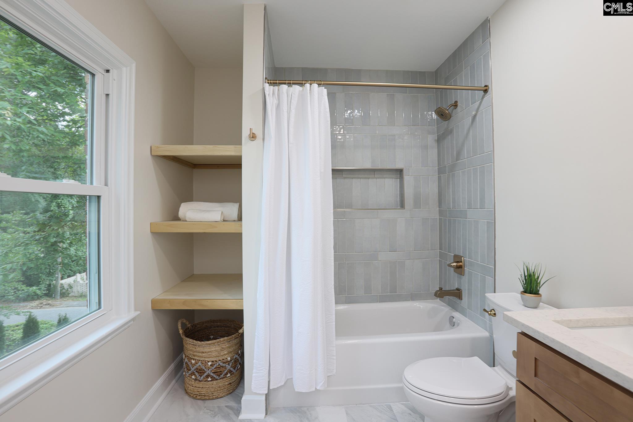 main property photo 88
