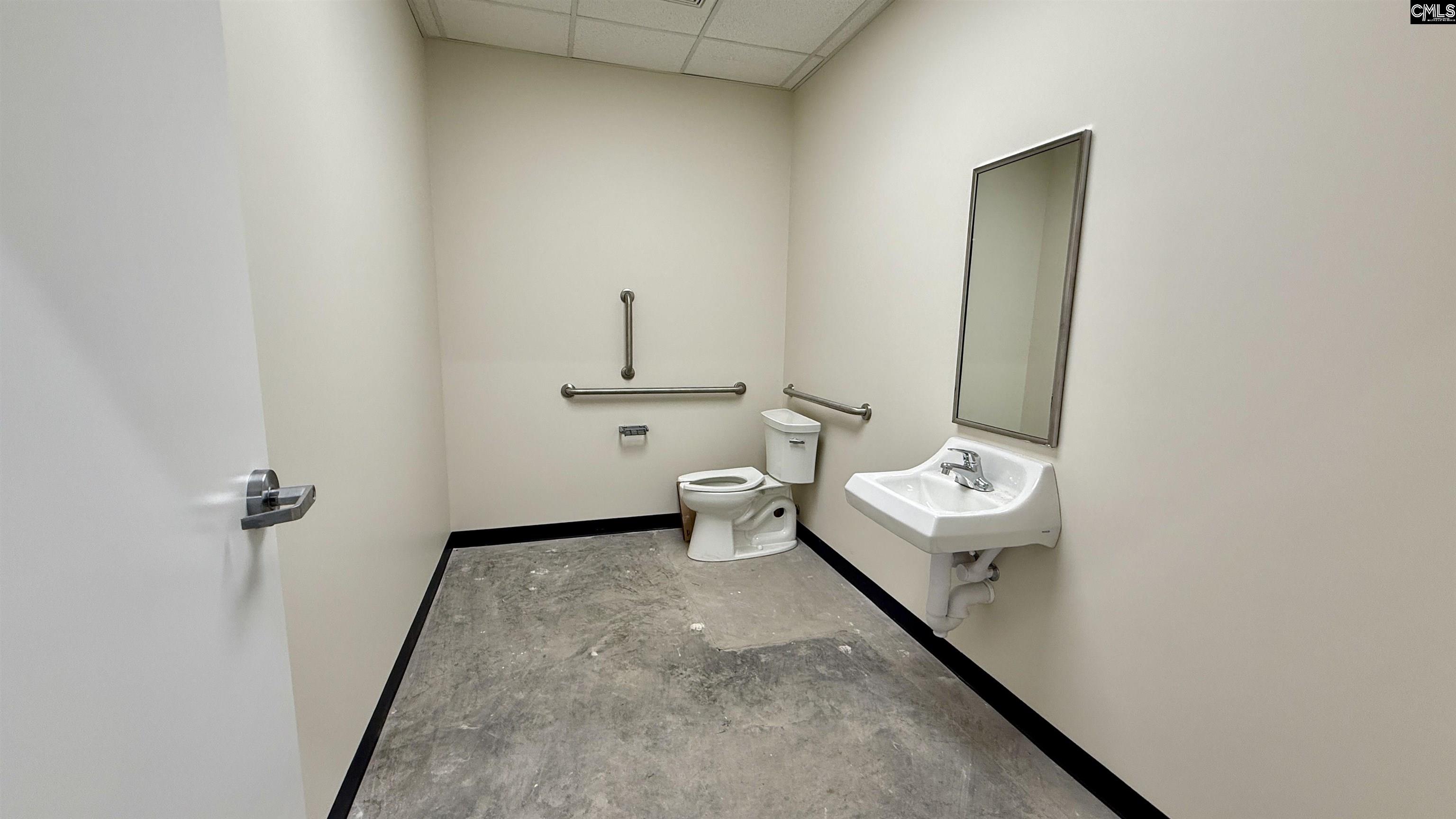 main property photo 8
