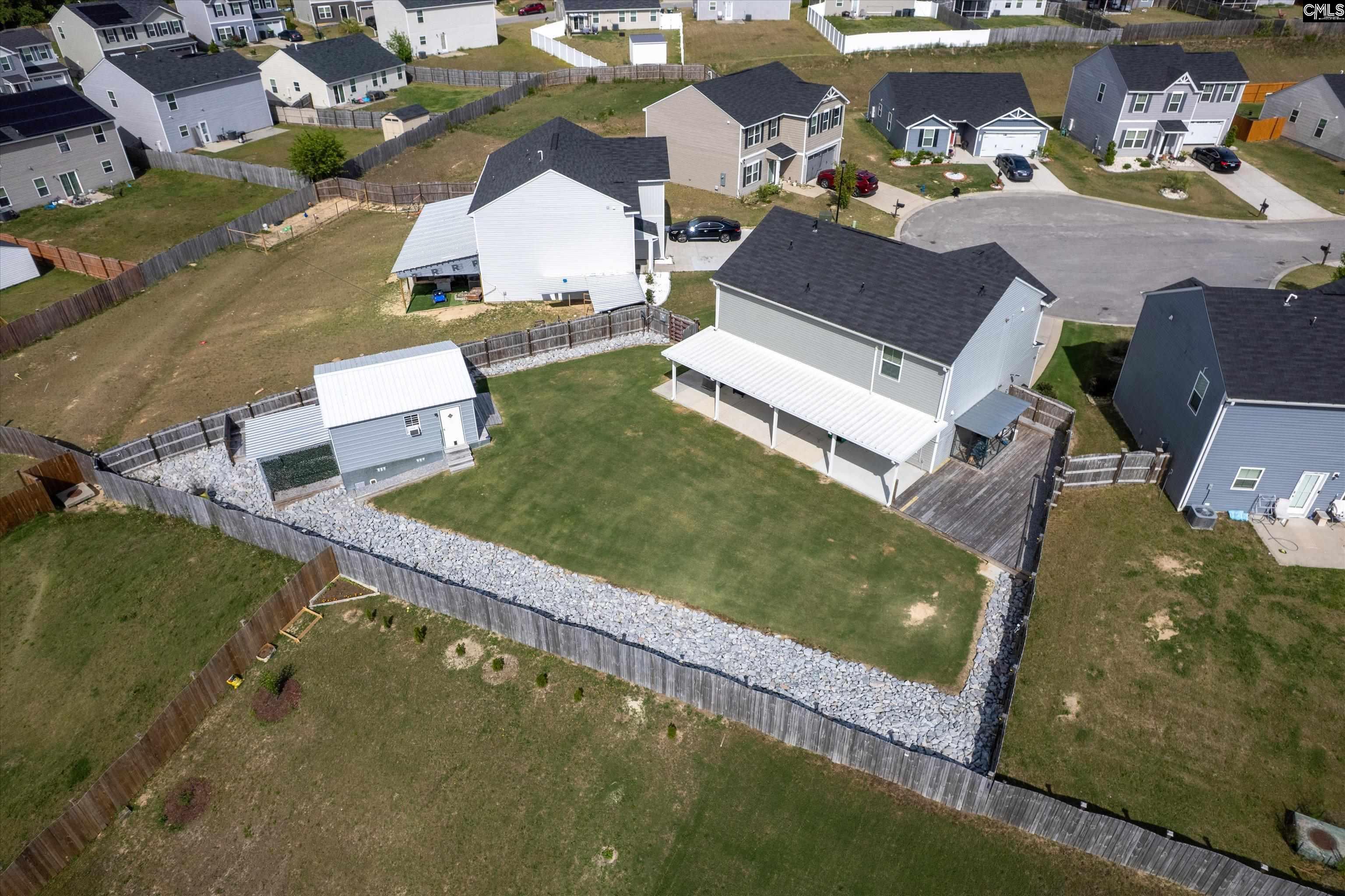 main property photo 30