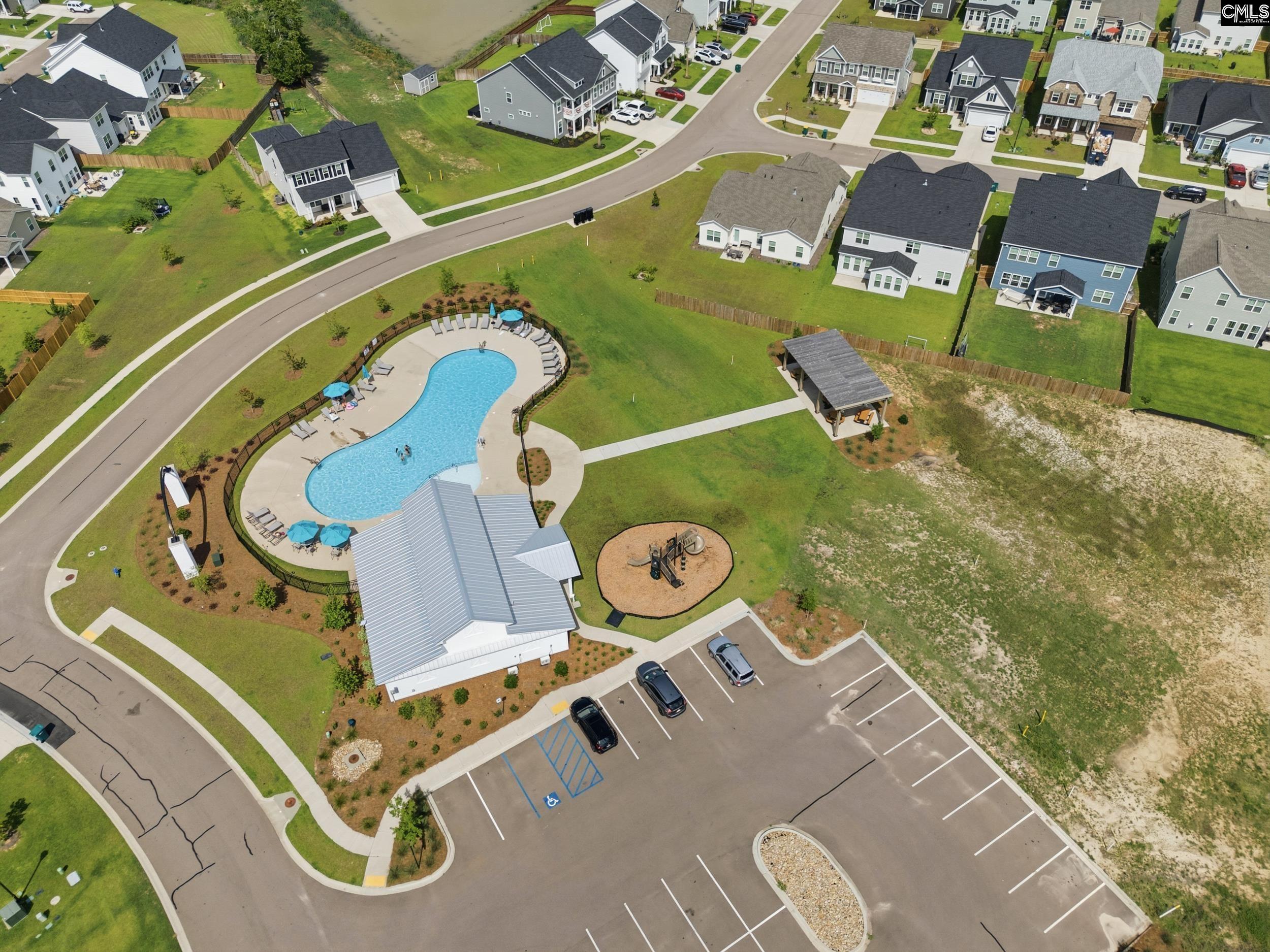 main property photo 38
