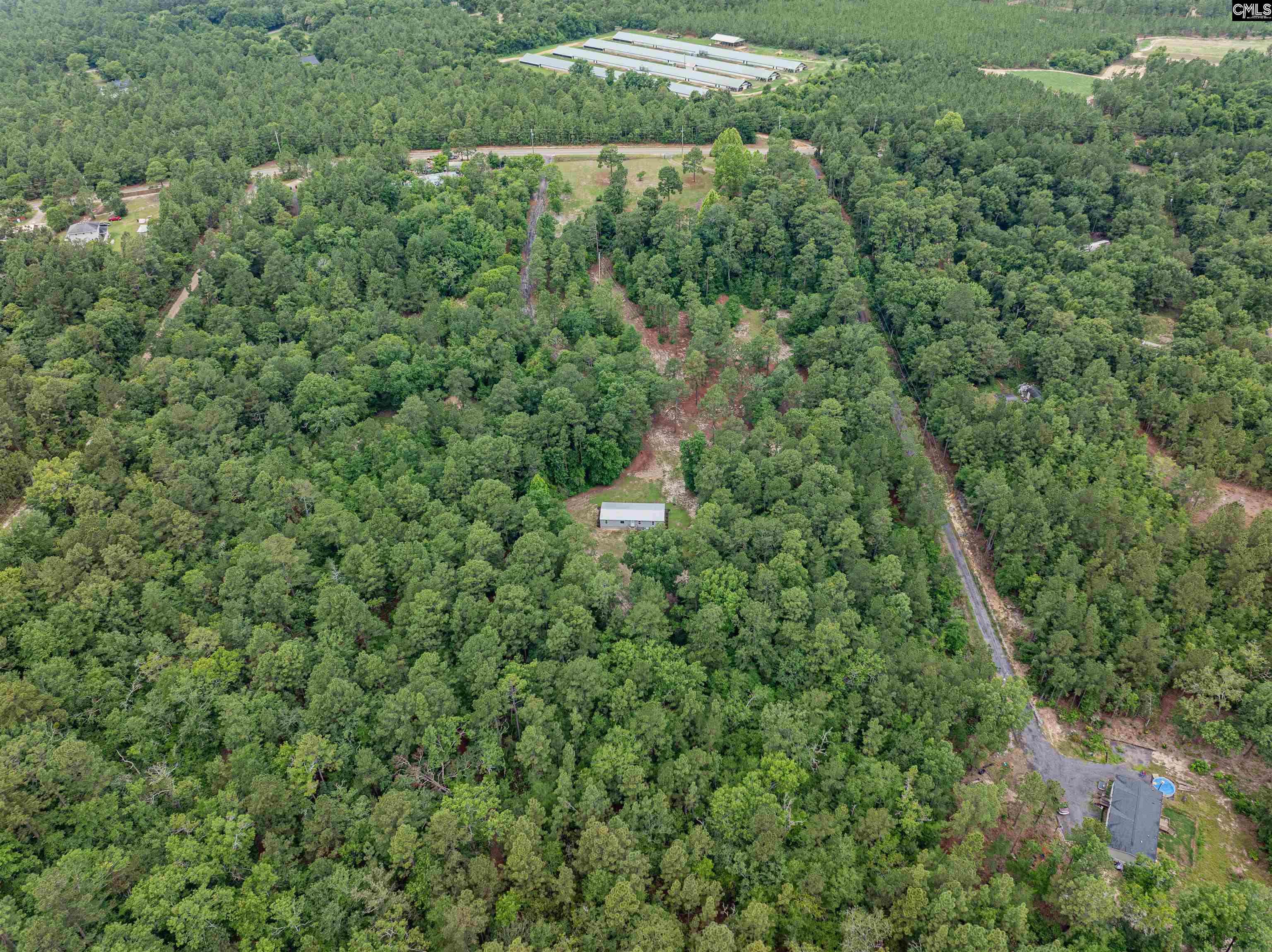 main property photo 37