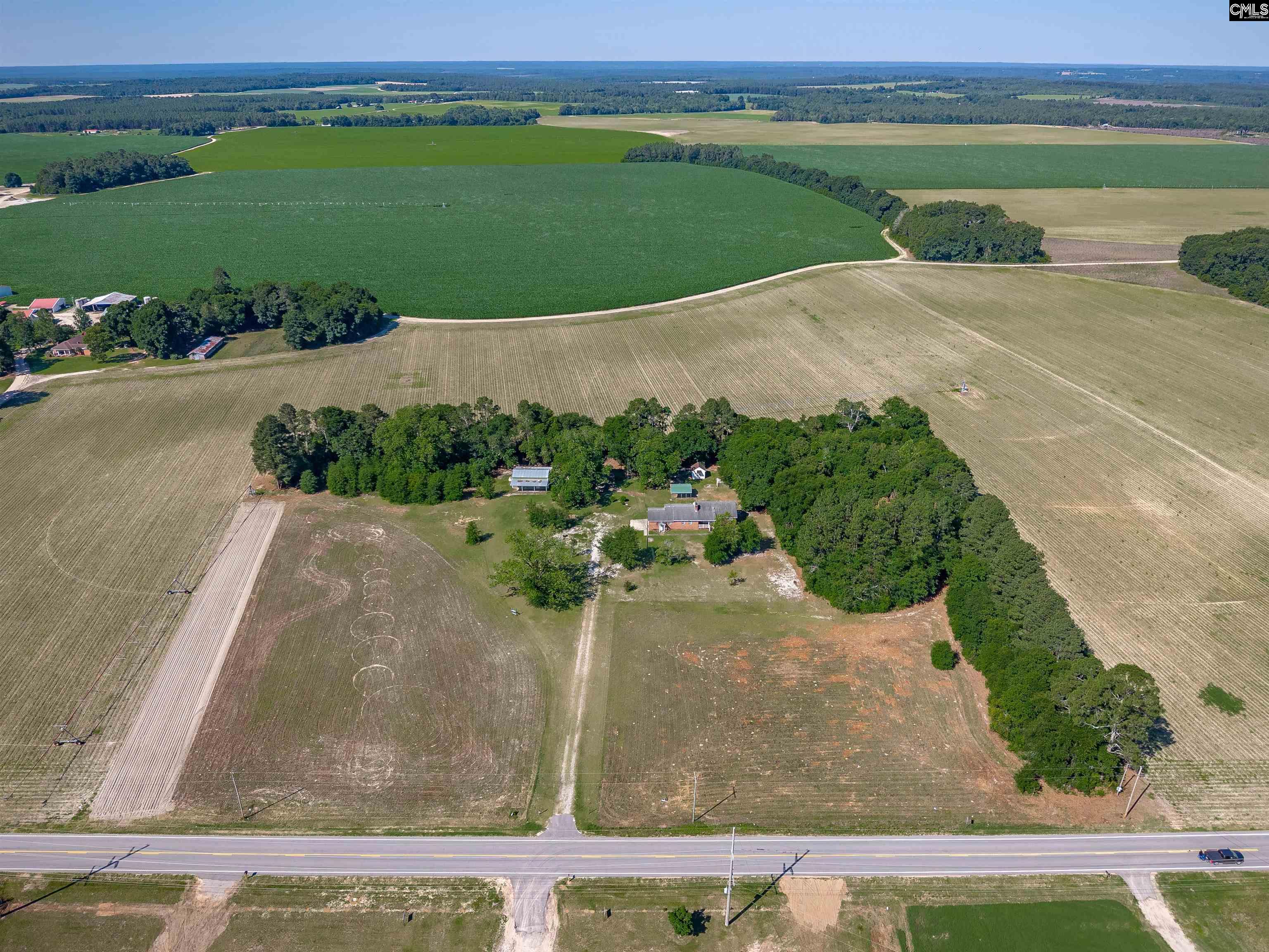 main property photo 28