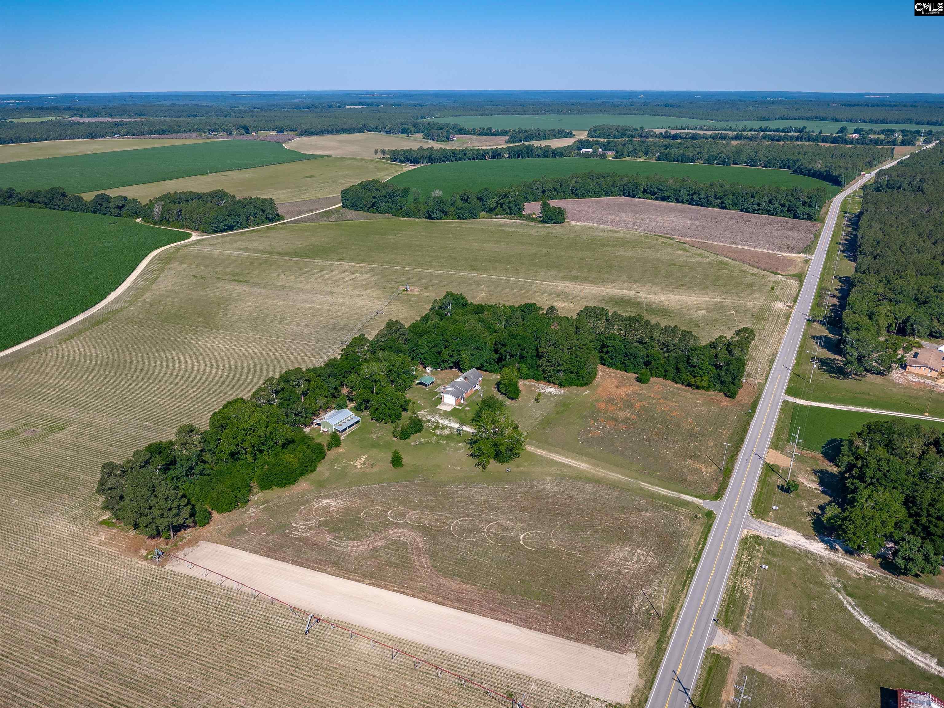 main property photo 37