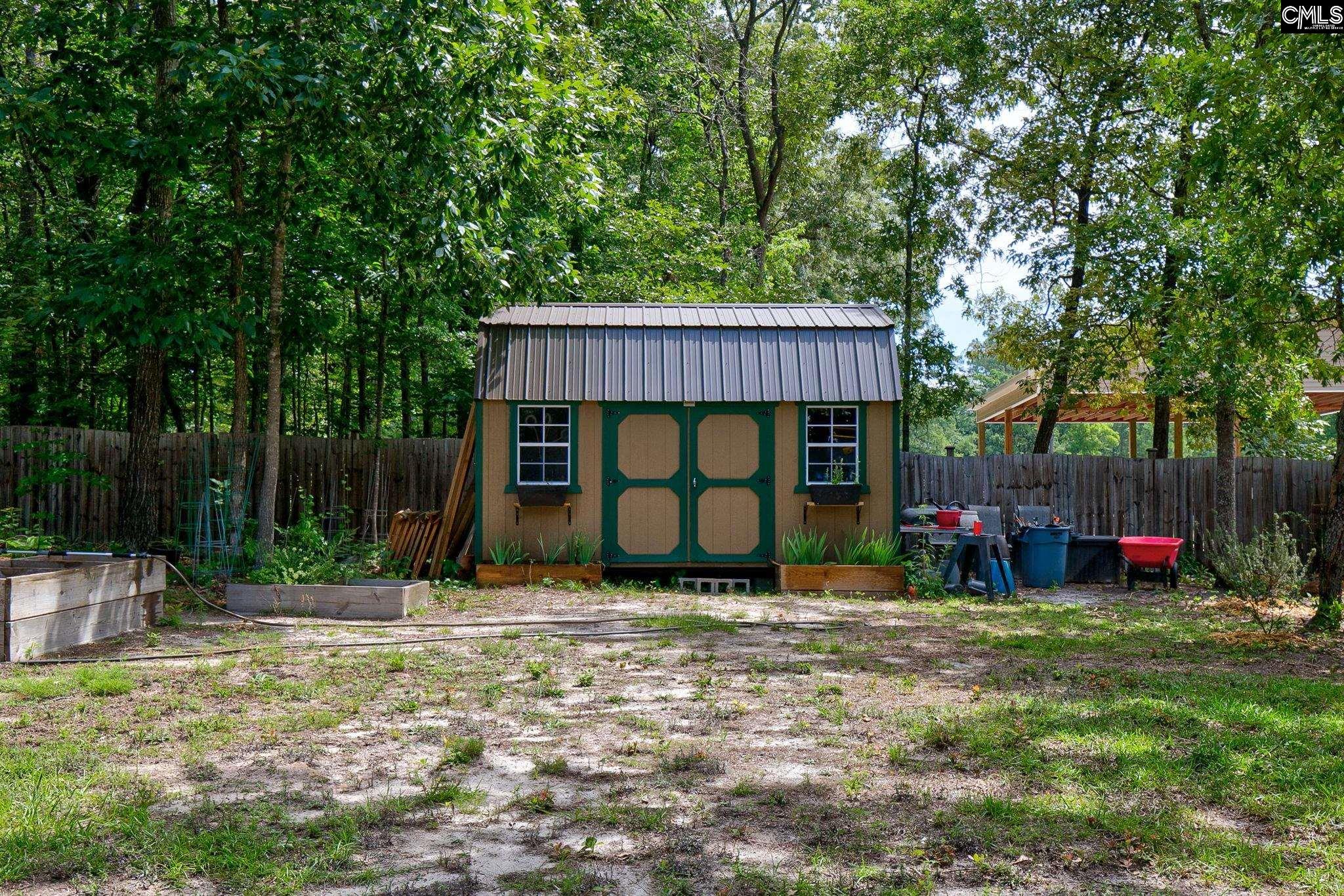 main property photo 32