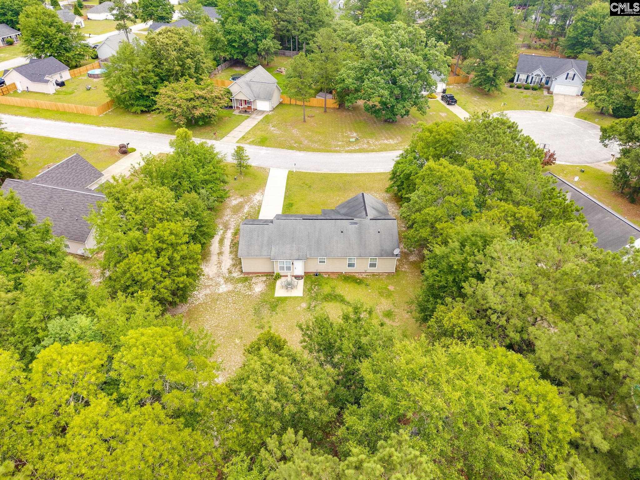 main property photo 32