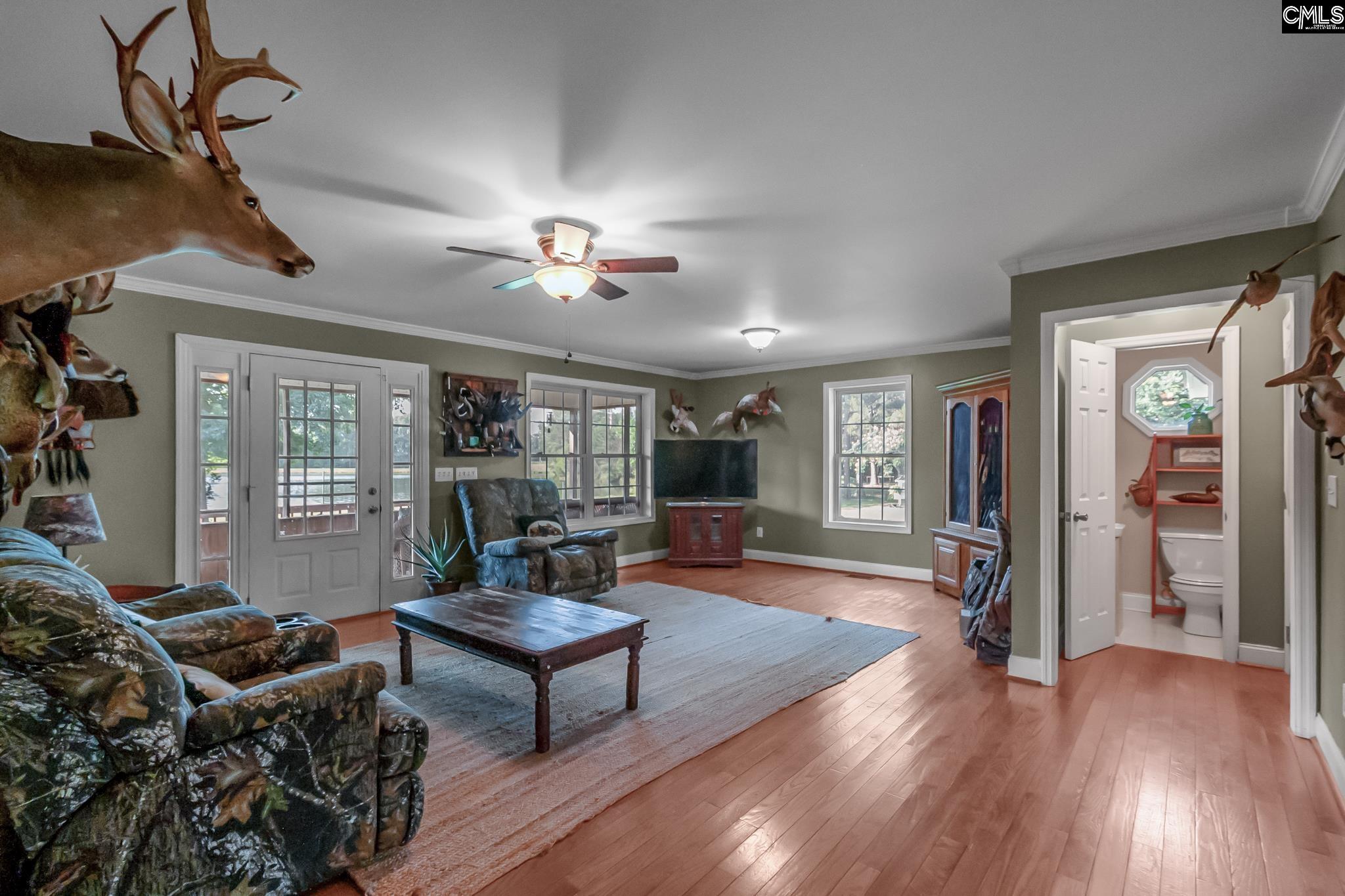 main property photo 45
