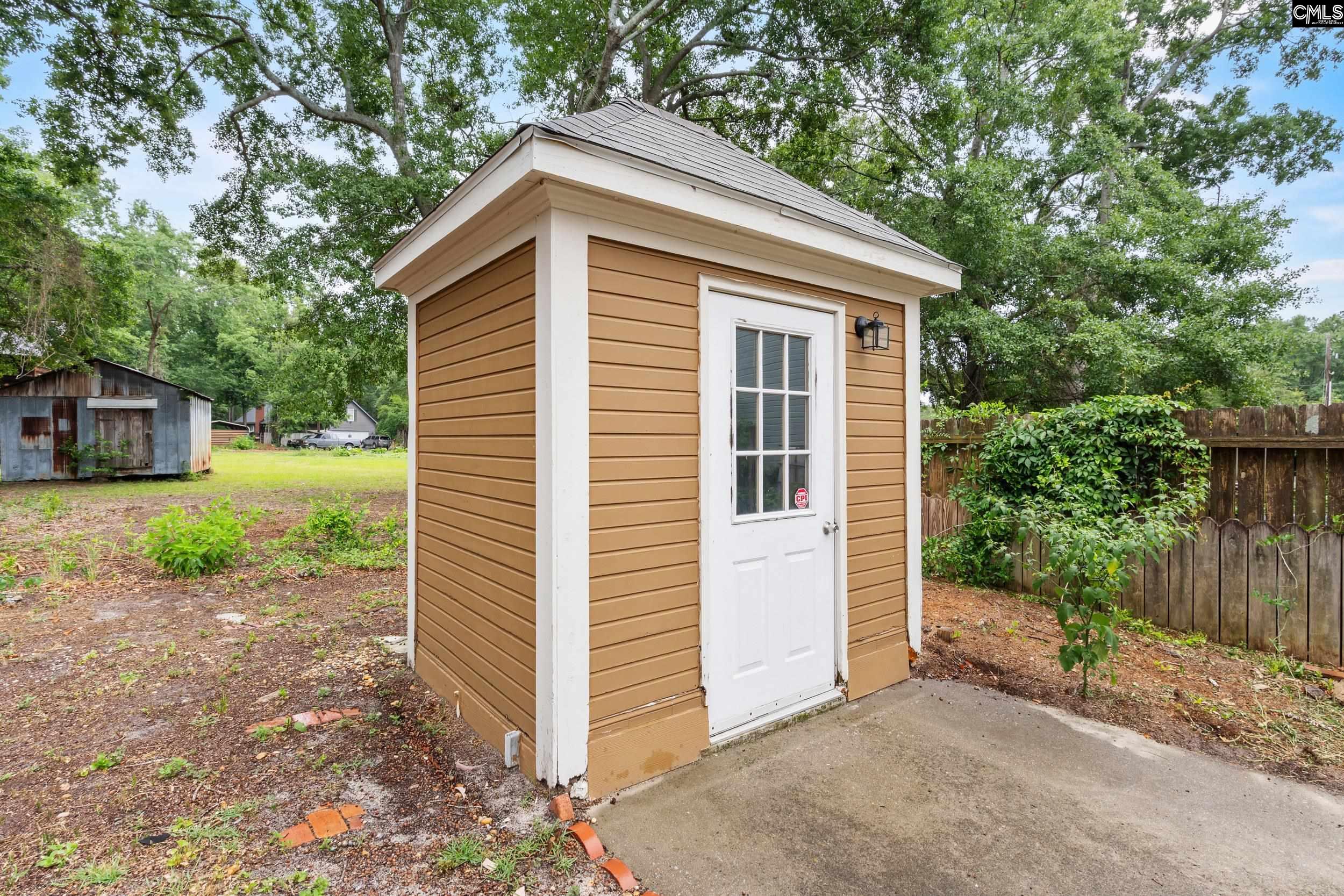 main property photo 23