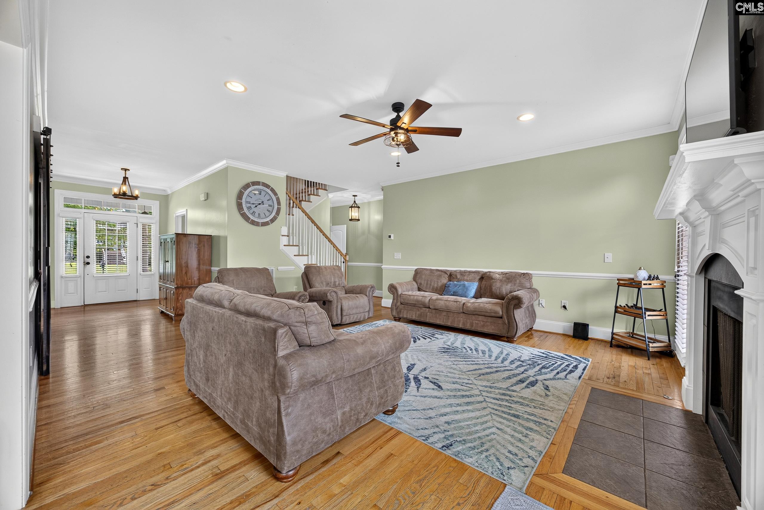main property photo 13