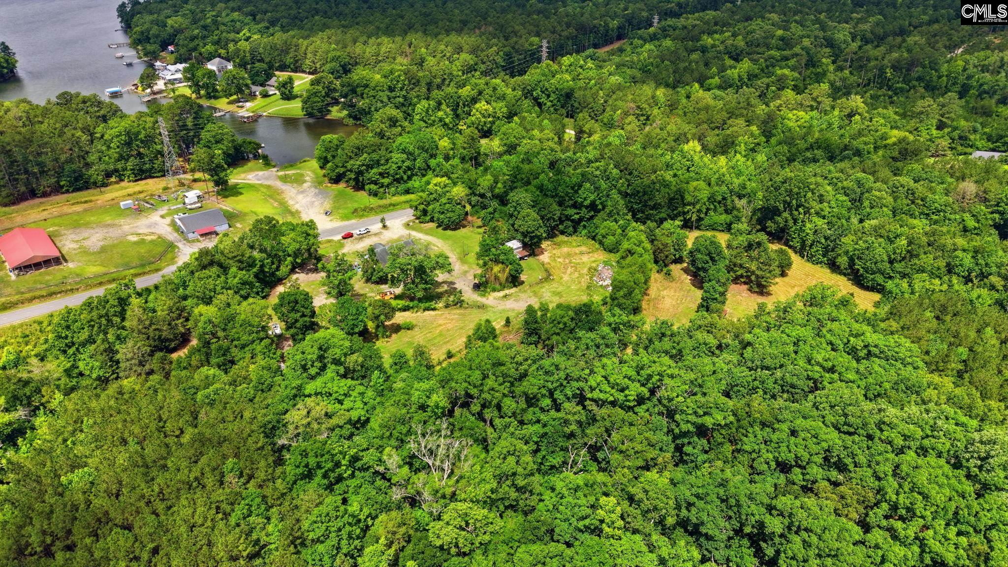 main property photo 10