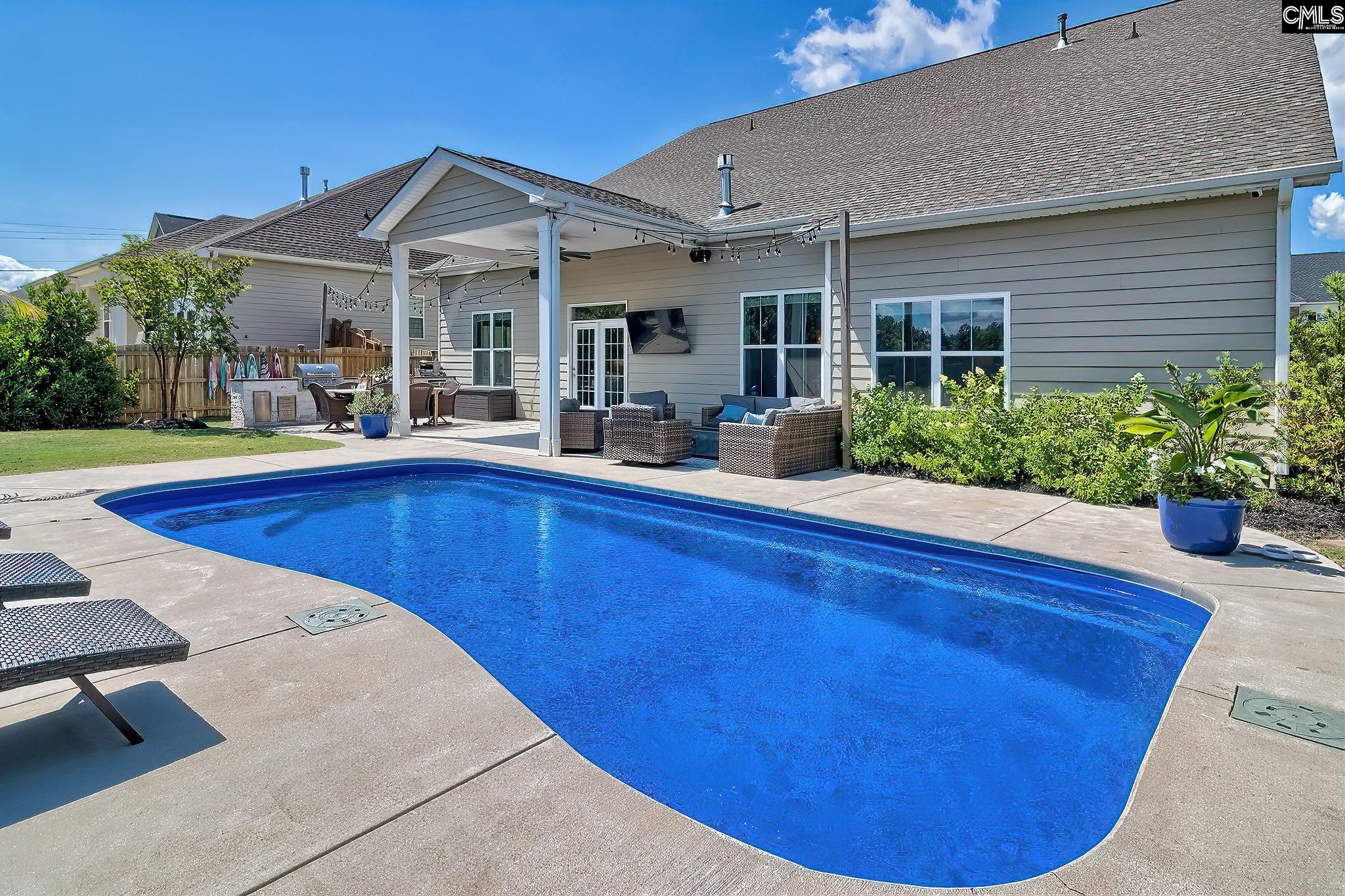 main property photo 50