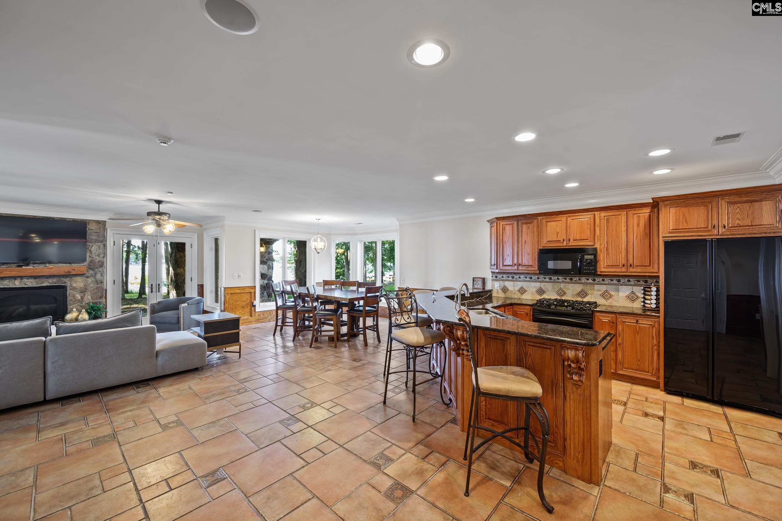 main property photo 60