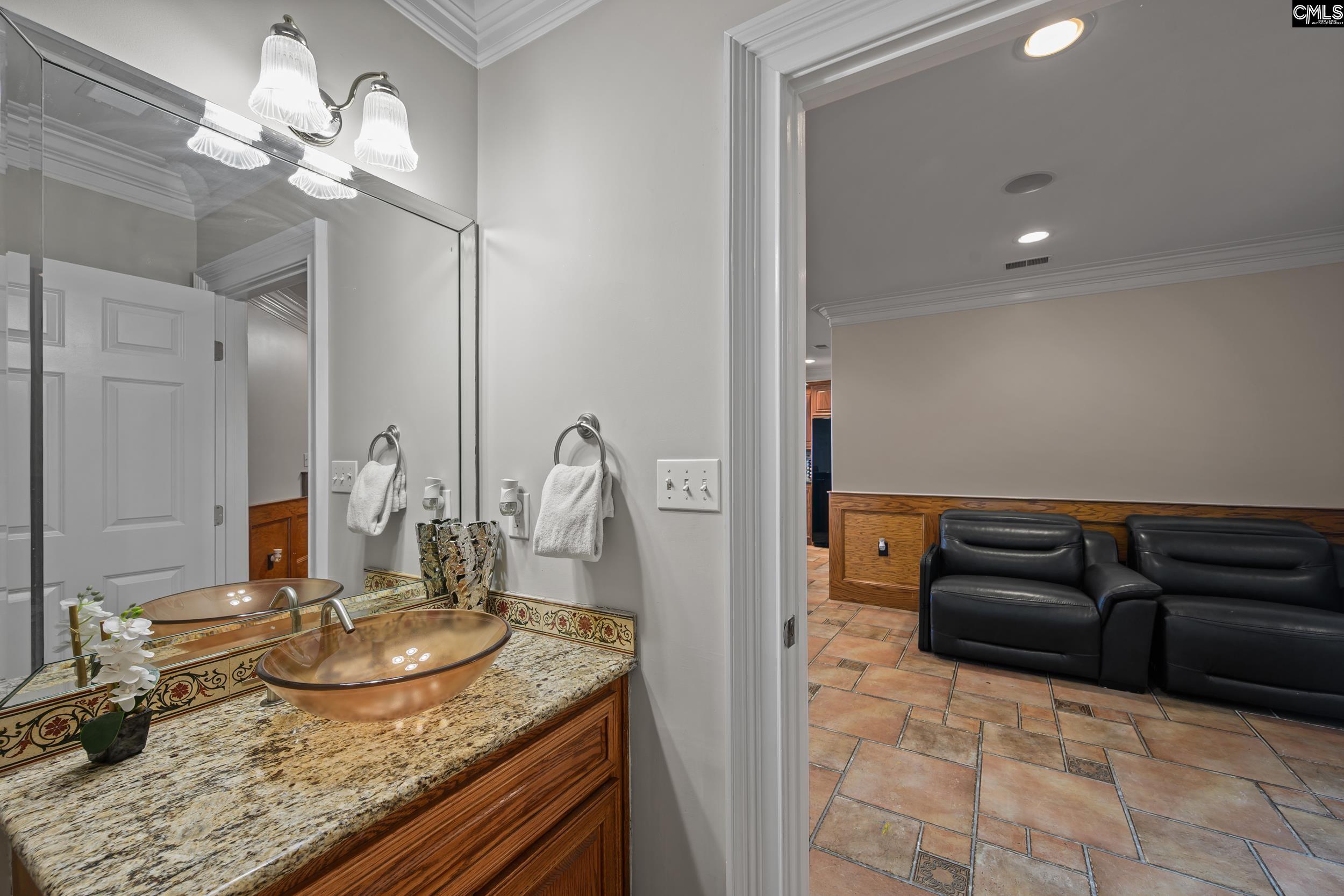 main property photo 73