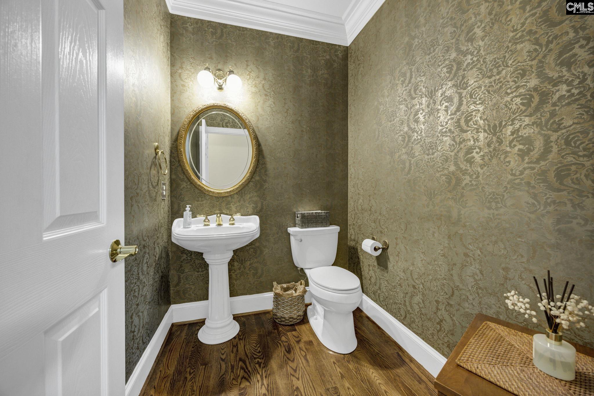 main property photo 28