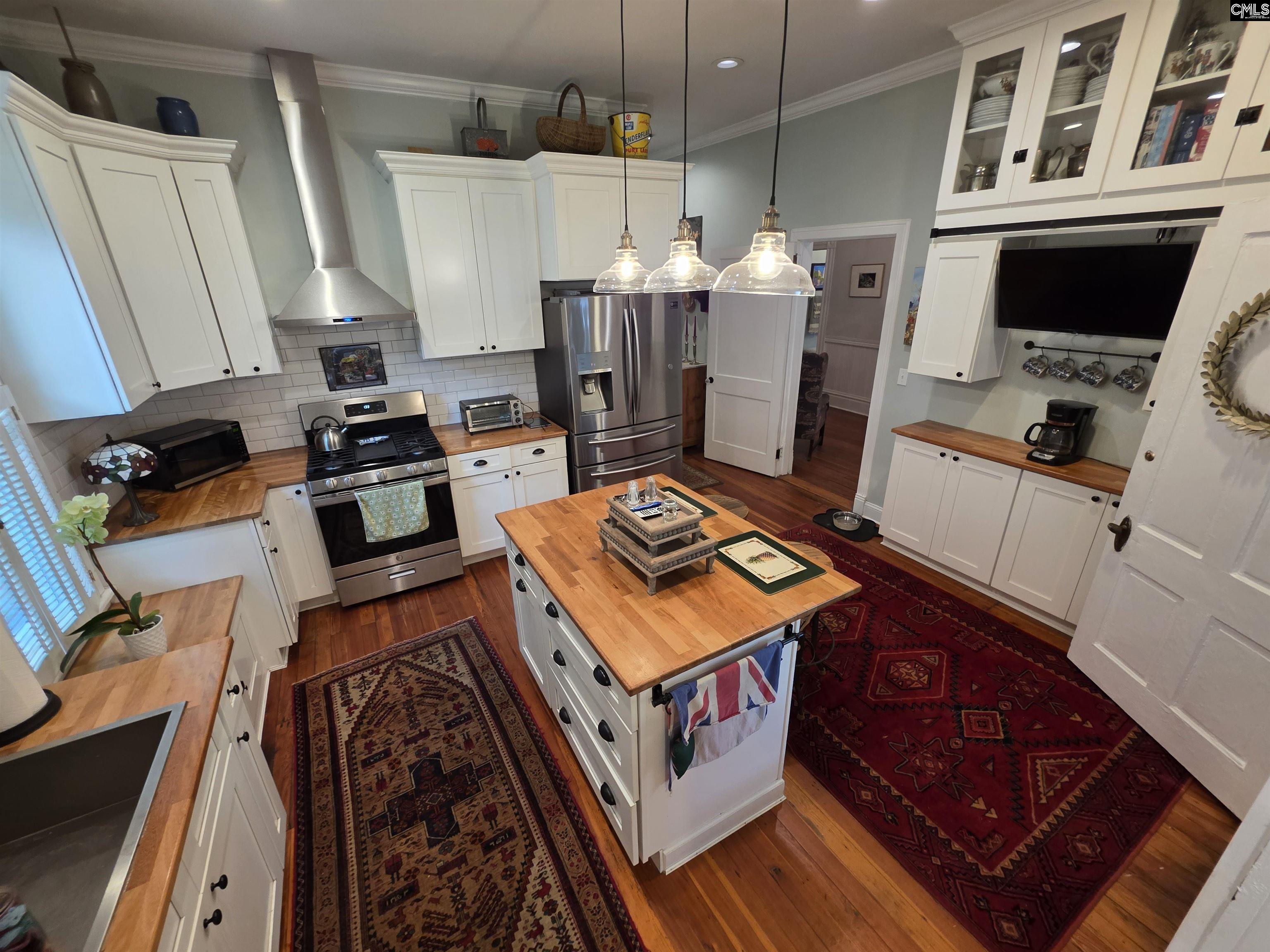 main property photo 33