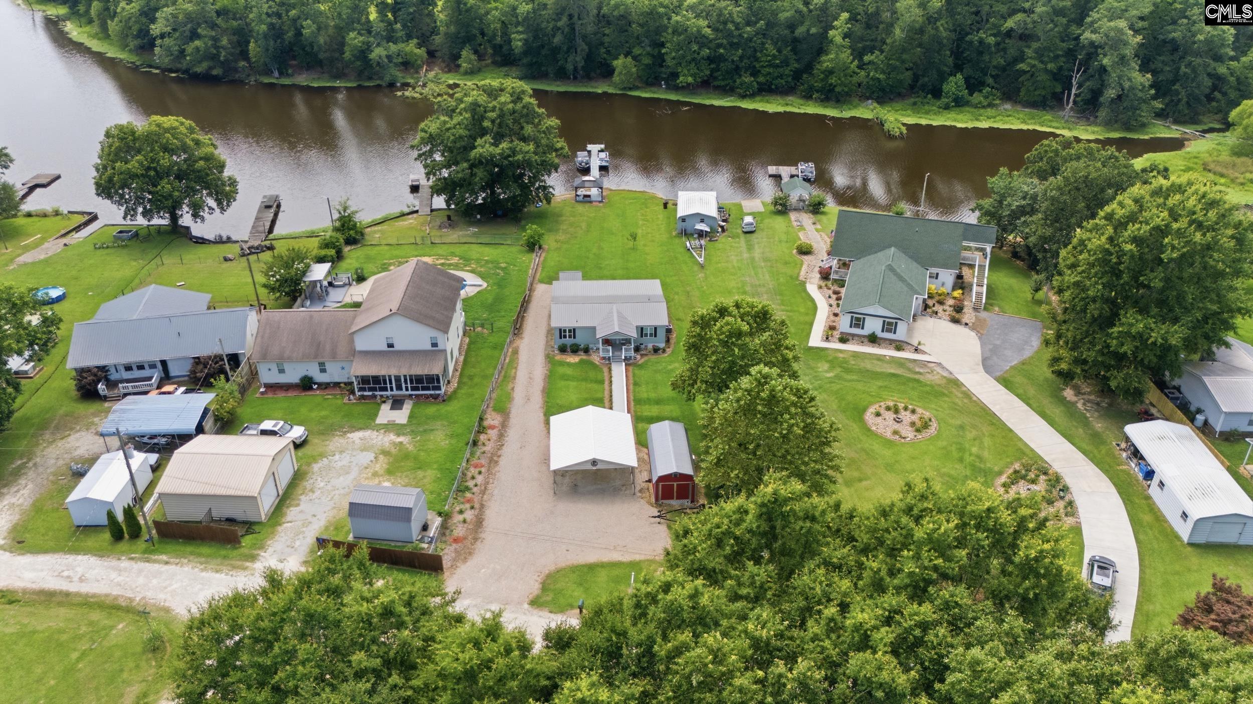 main property photo 33