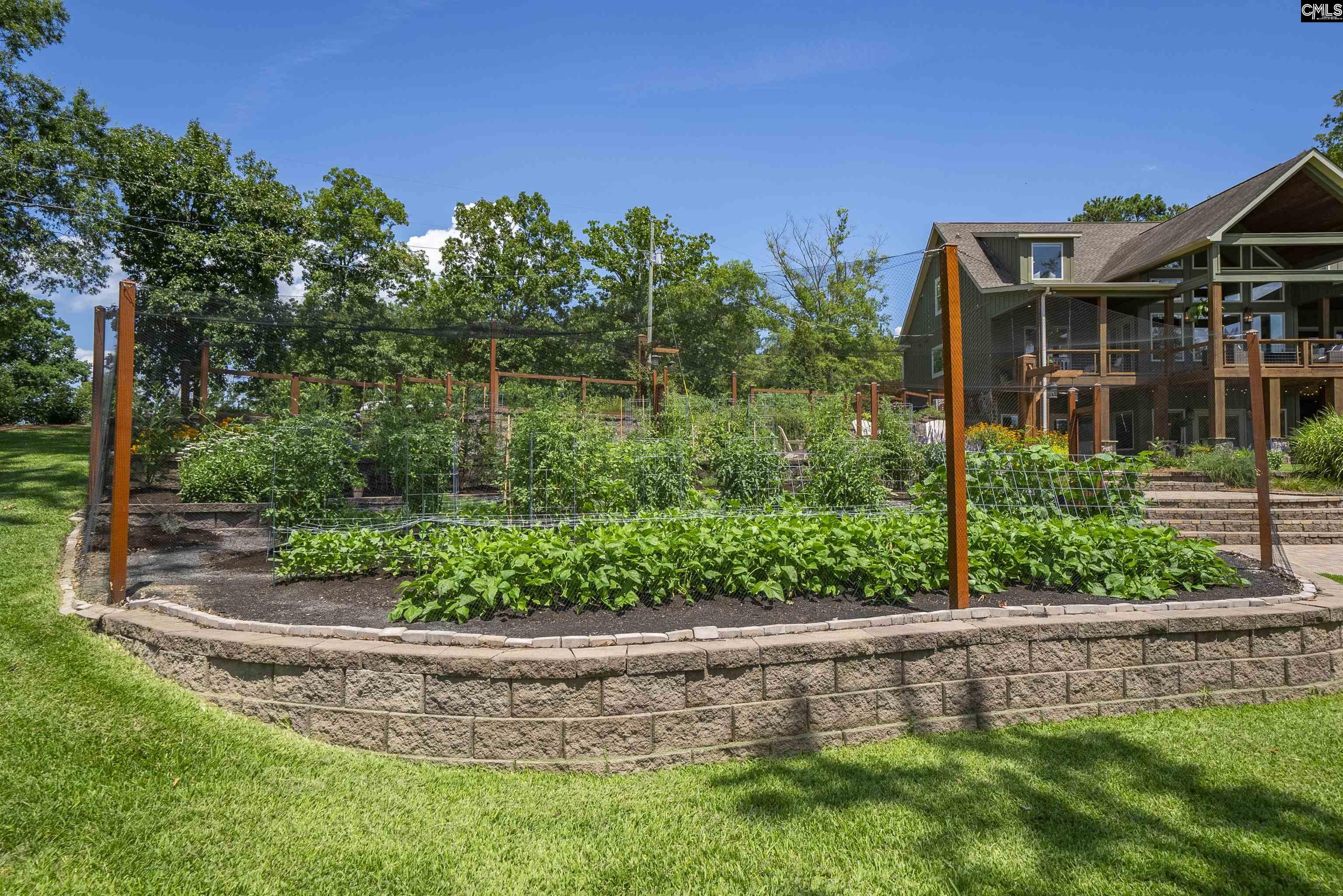 main property photo 94